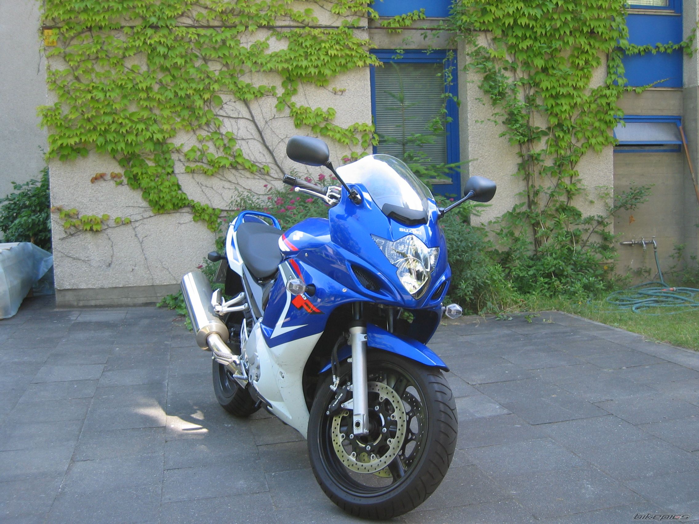 Photo 1596323