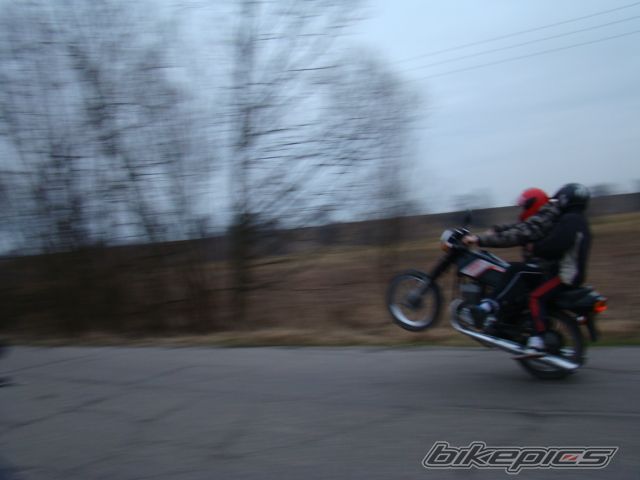 Photo 1596376