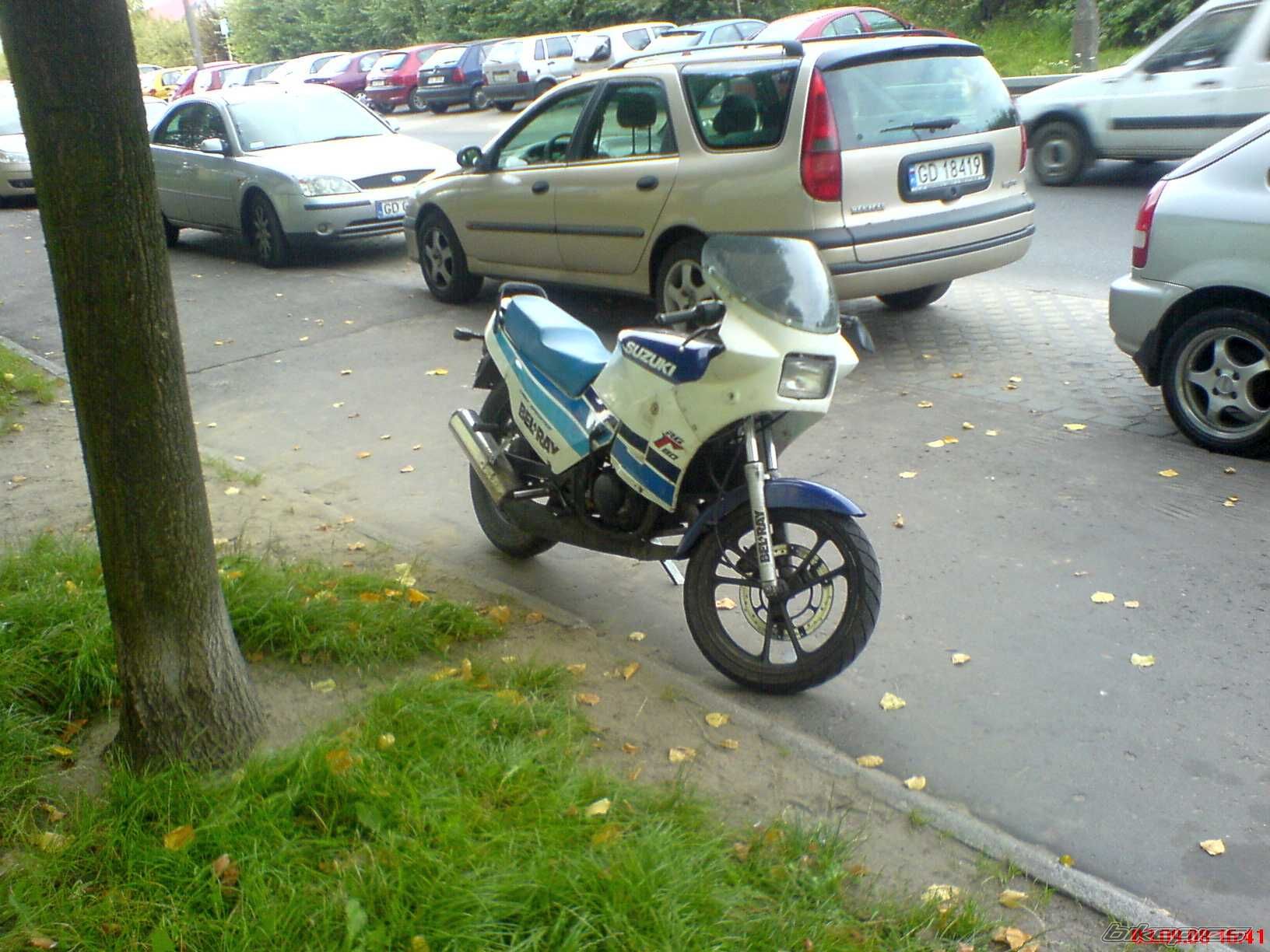 Photo 1596439