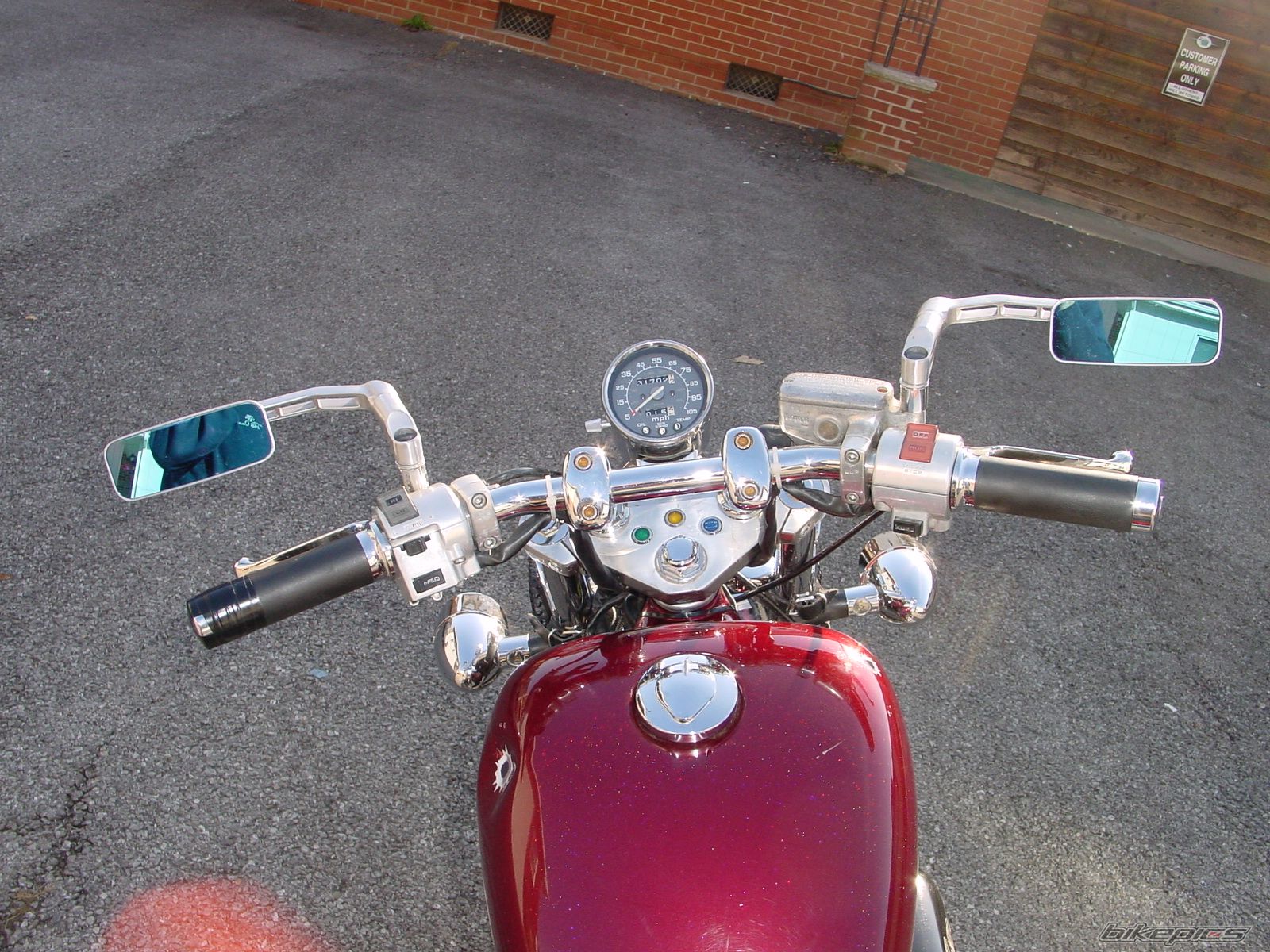 Photo 1596464