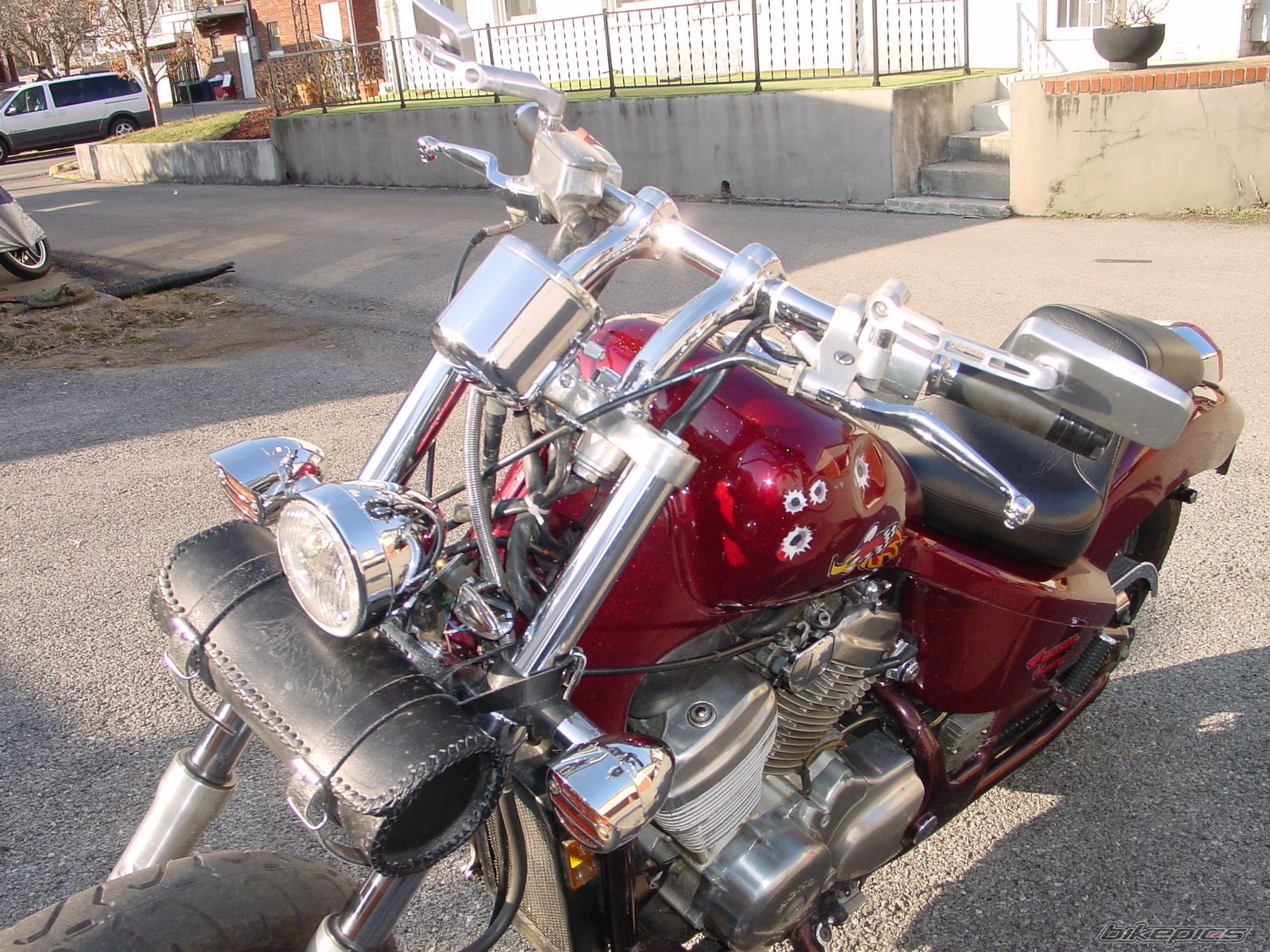 Photo 1596468