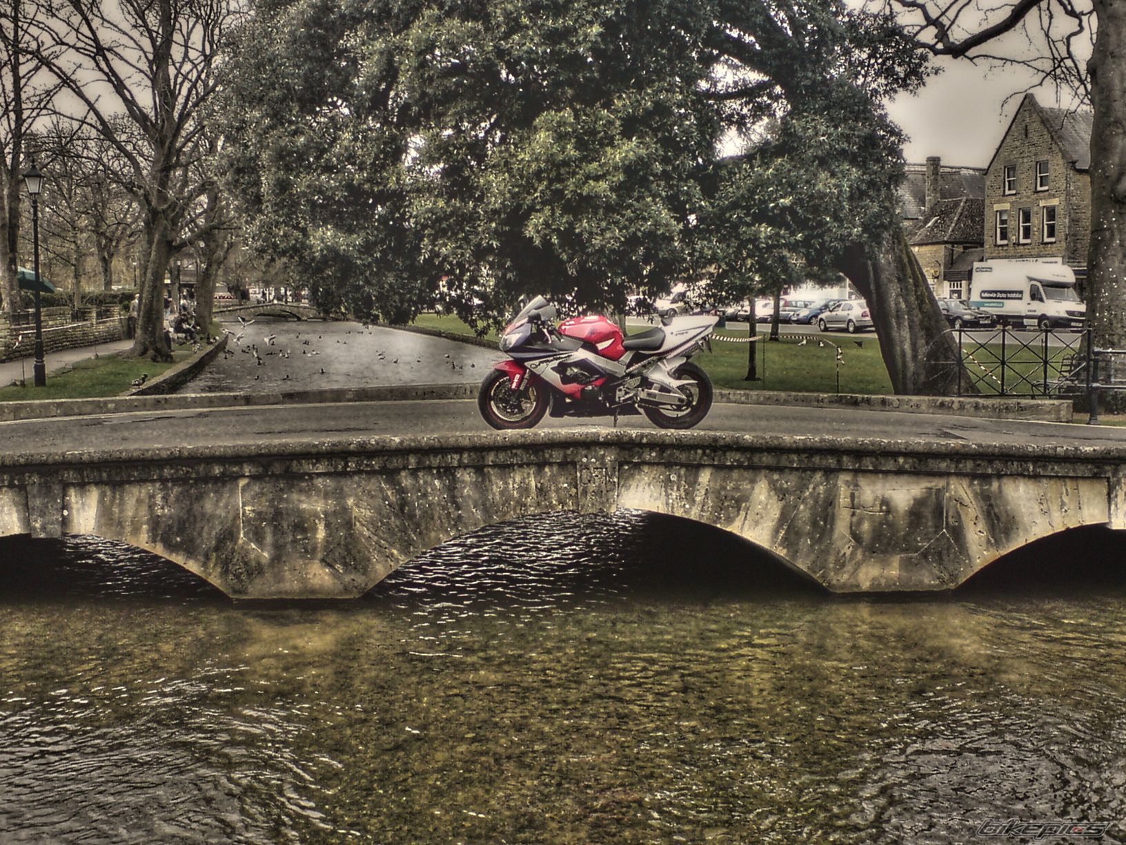 Photo 1596637