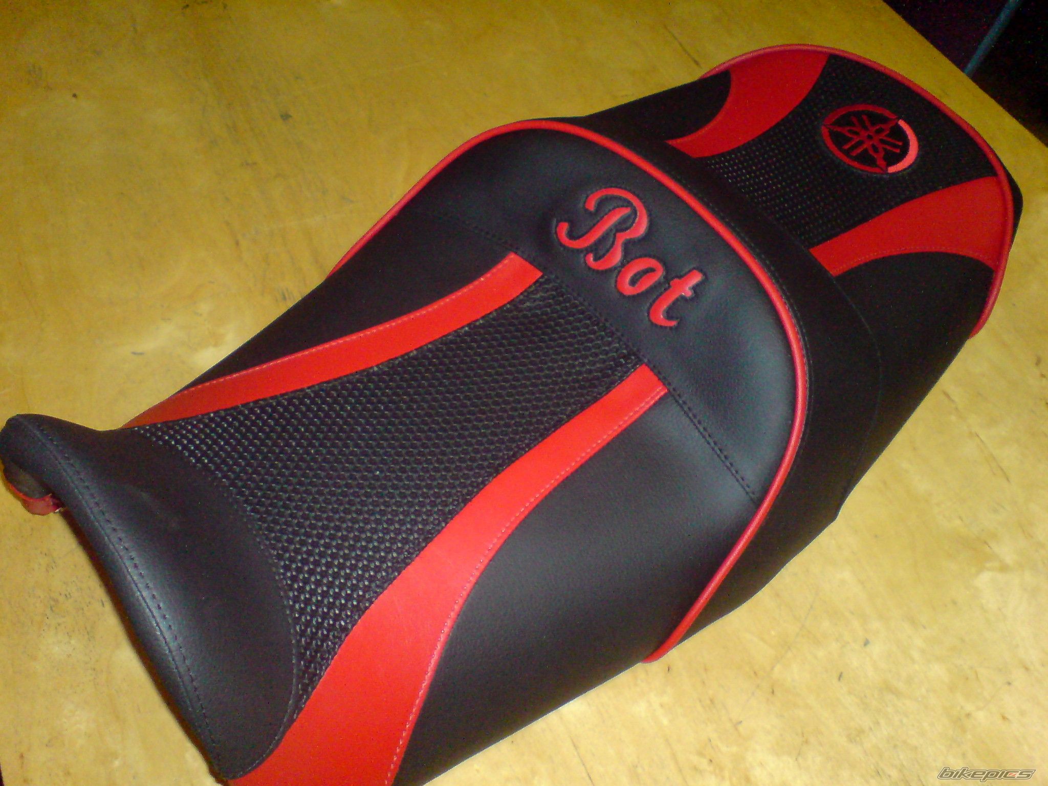 Photo 1596694