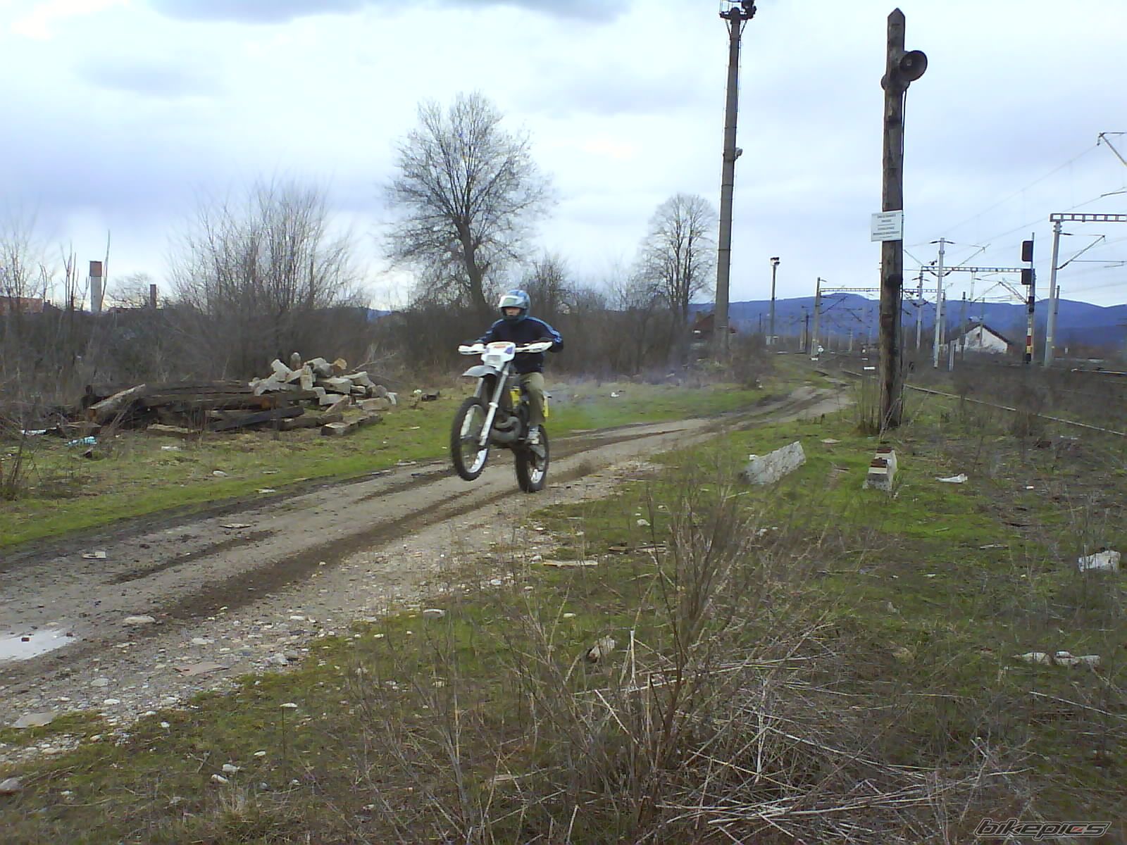 Photo 1596717