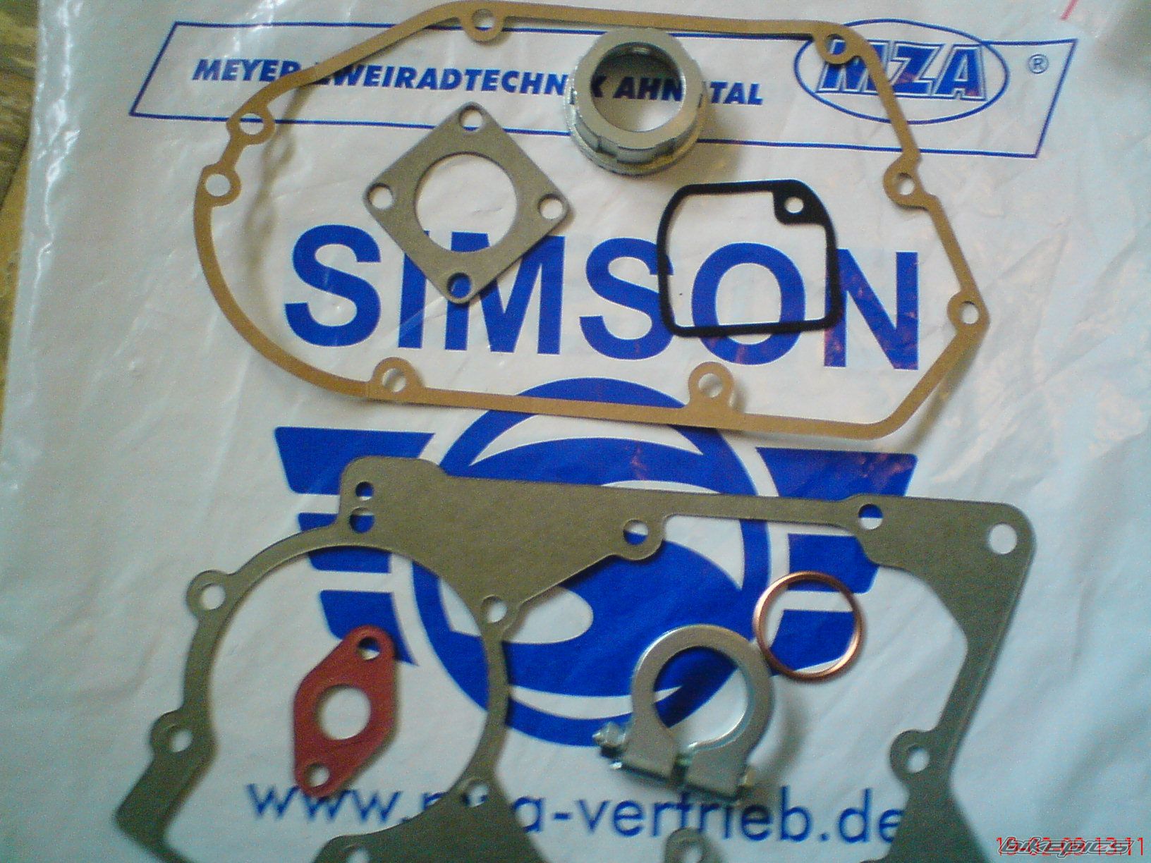 Photo 1596761
