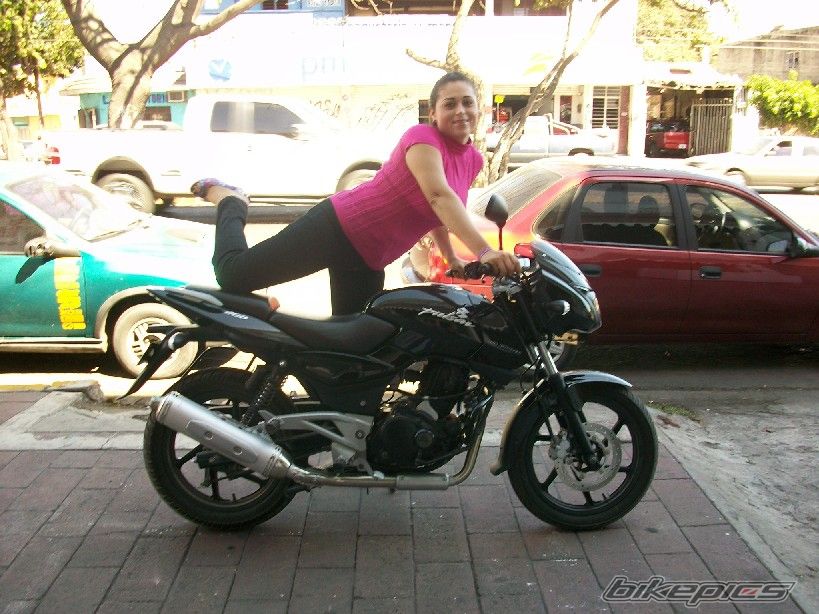 Photo 1596813