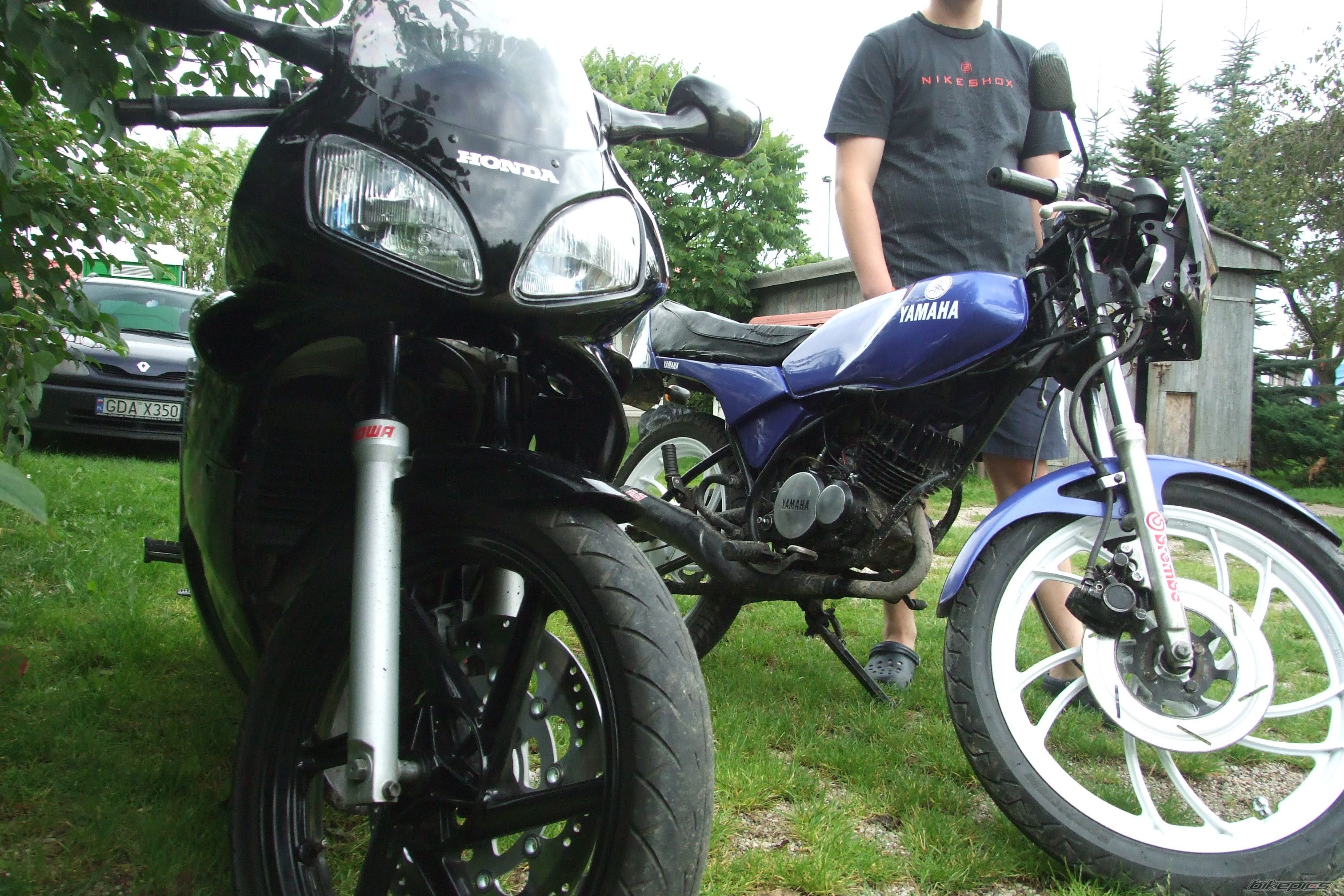 Photo 1596820