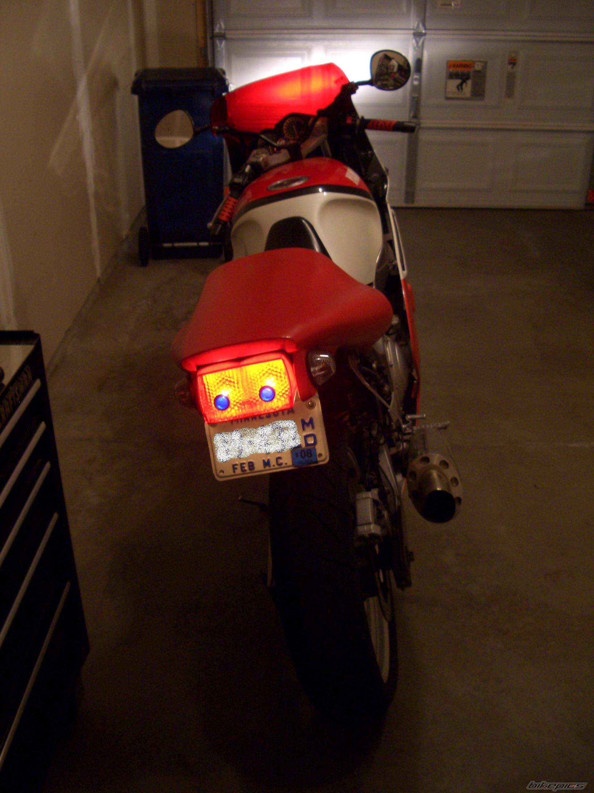 Photo 1596892