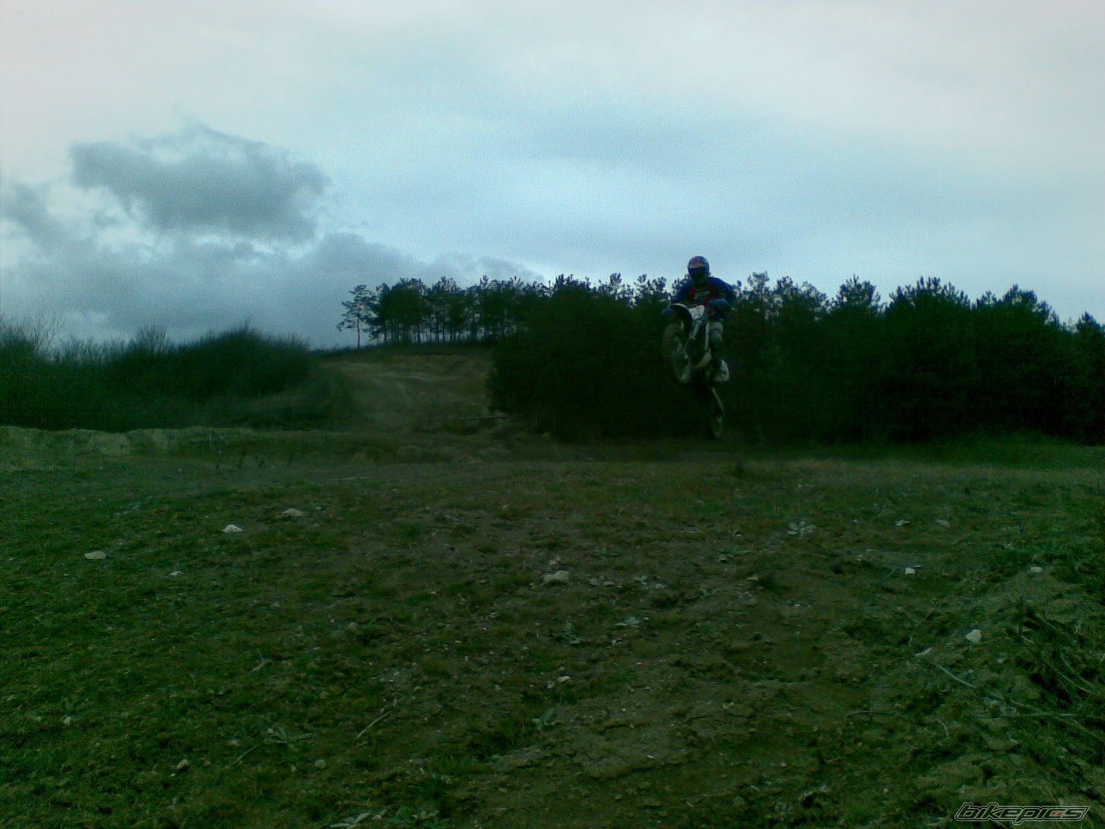 Photo 1596975