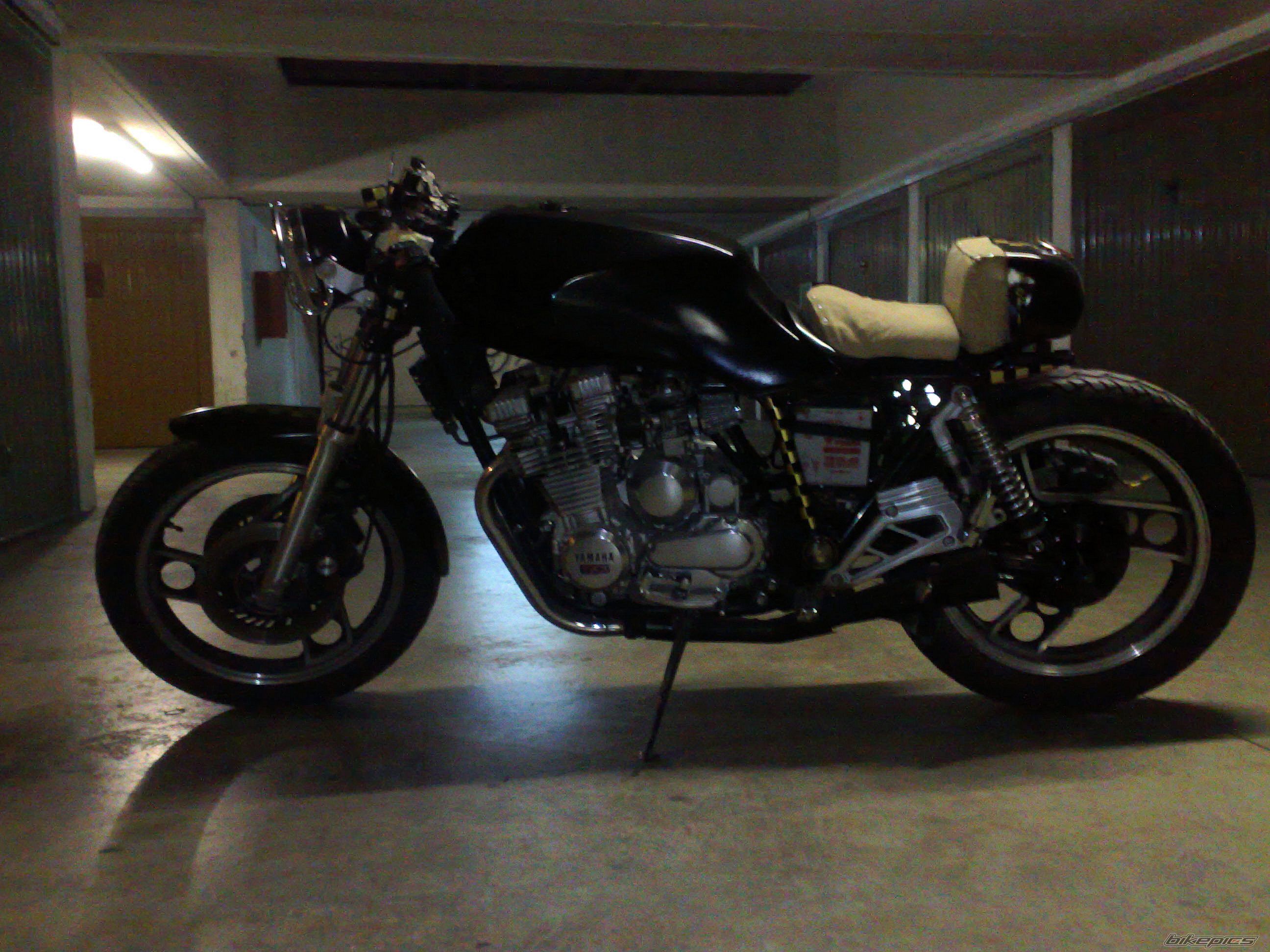 Photo 1596998