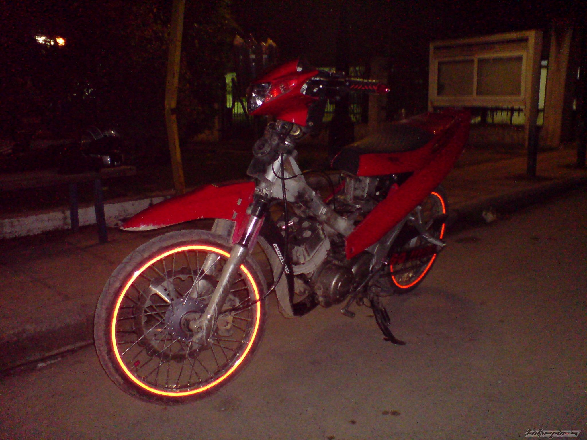 Photo 1597112