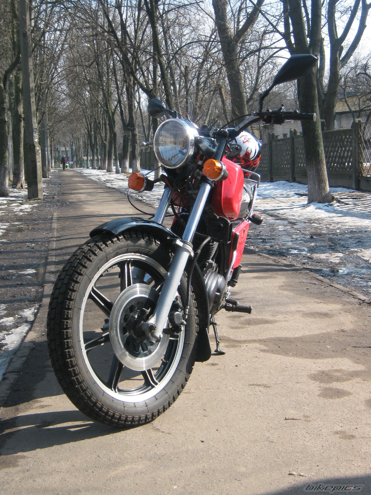 Photo 1597143
