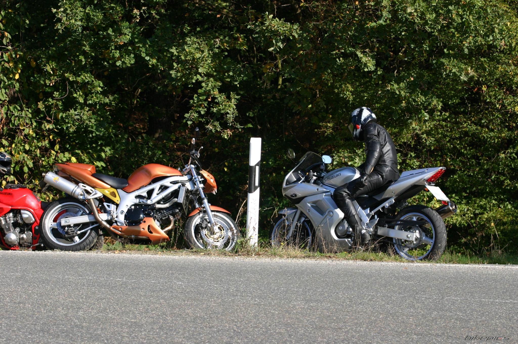 Photo 1597316