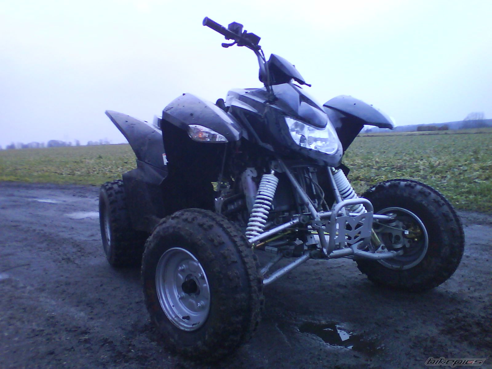 Photo 1597403
