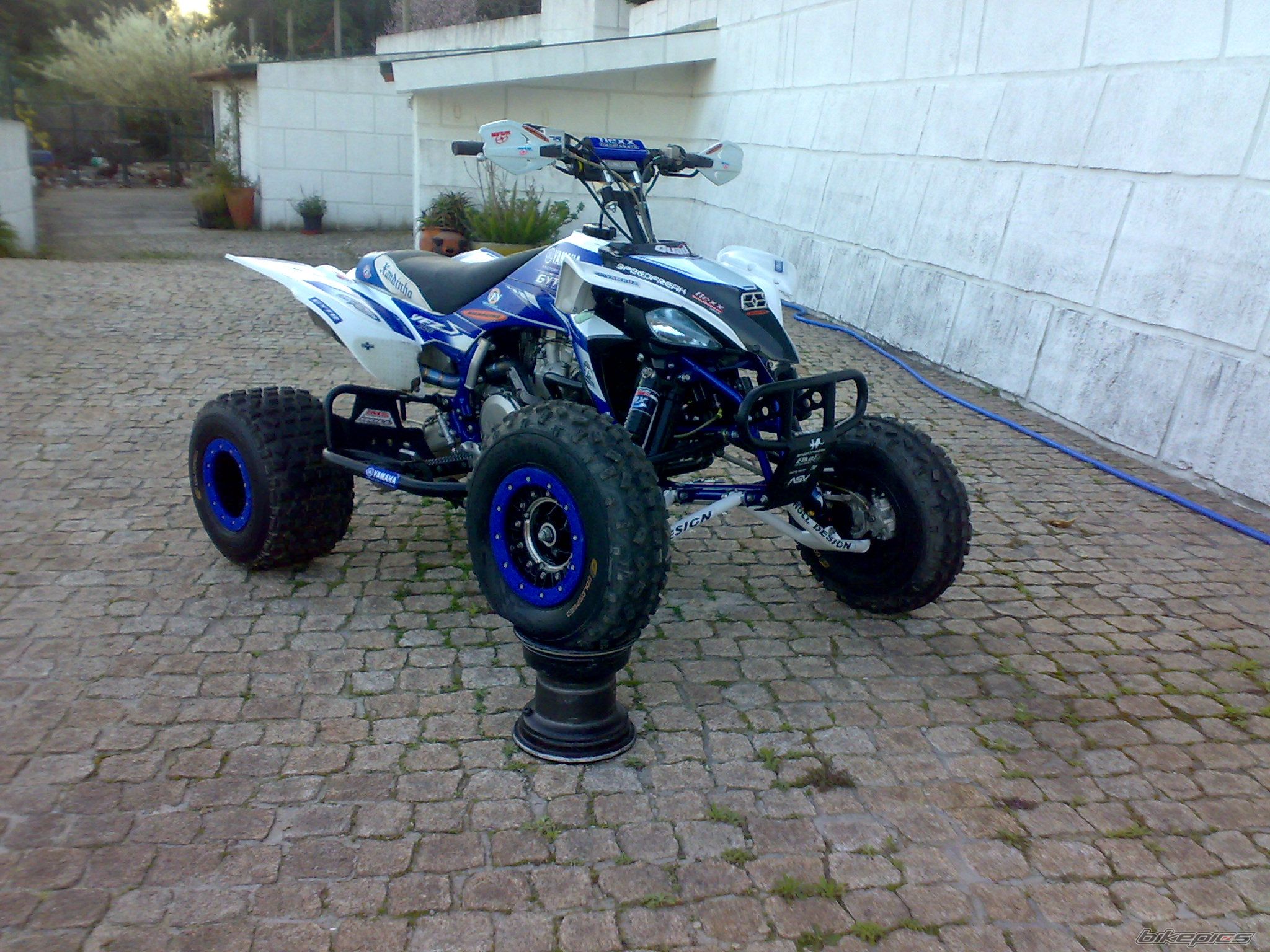 Photo 1597425
