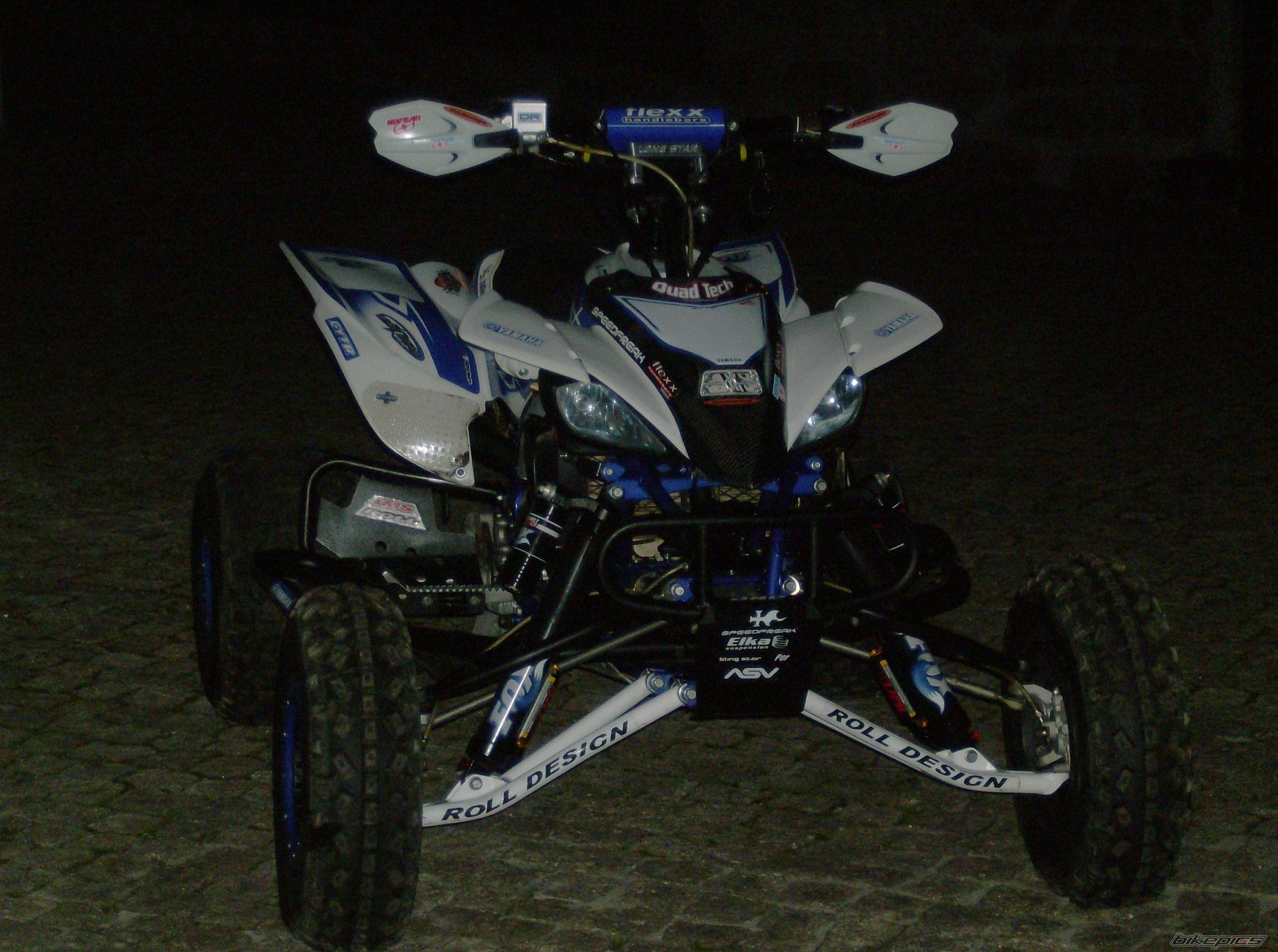 Photo 1597441