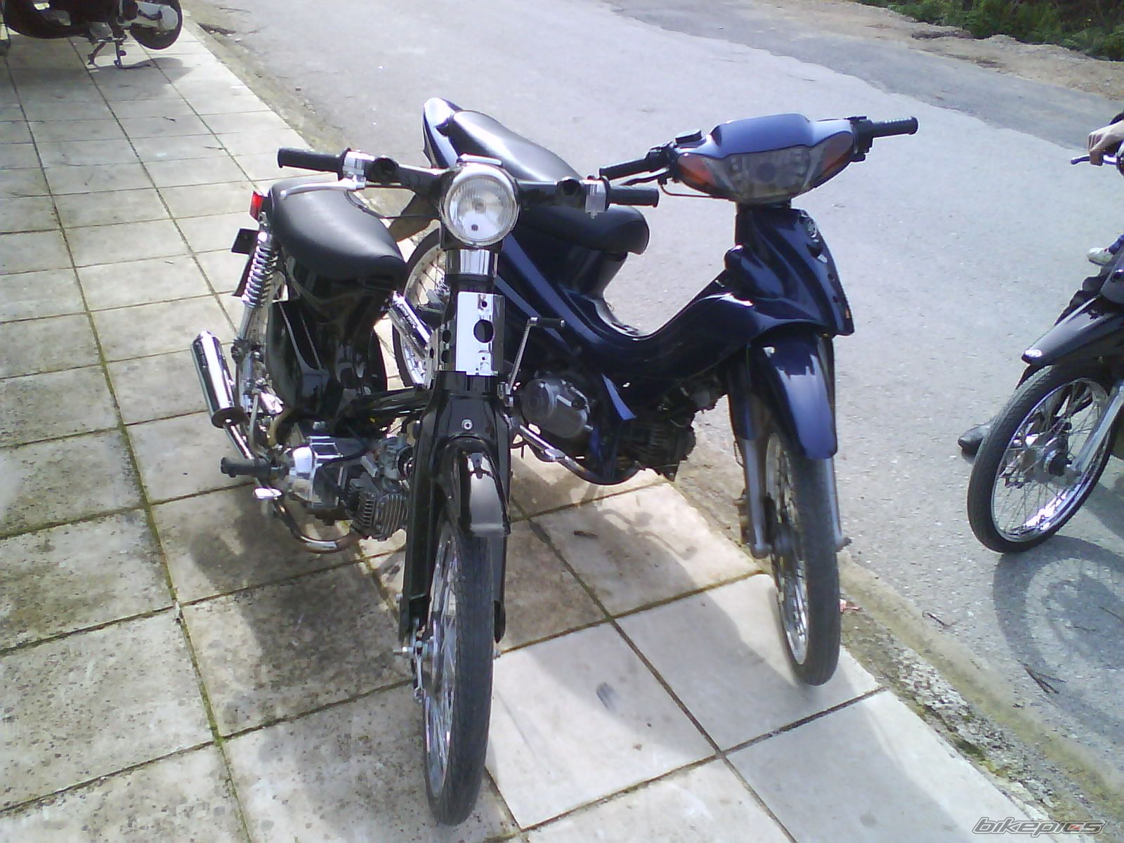 Photo 1597606