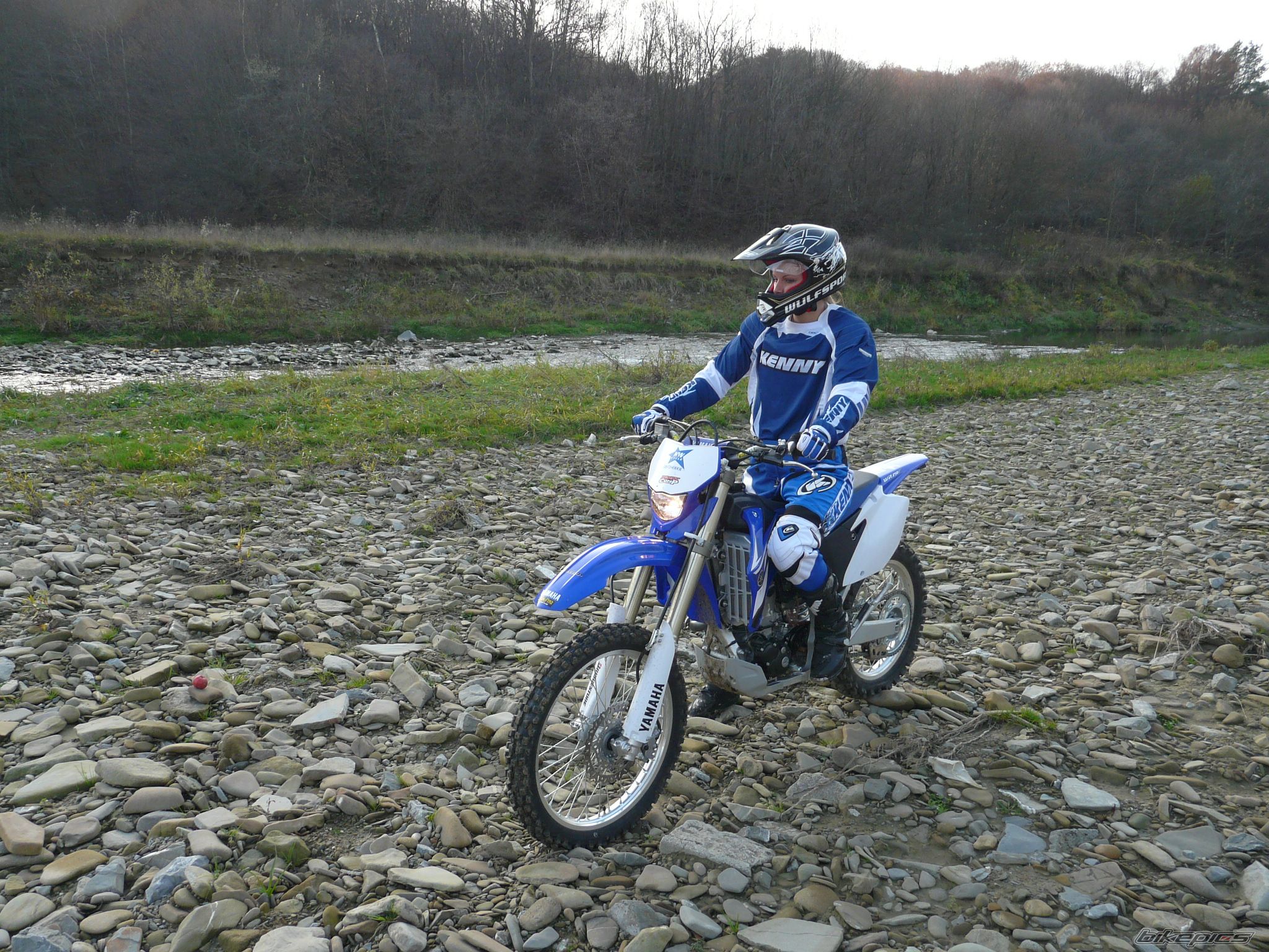 Photo 1597789