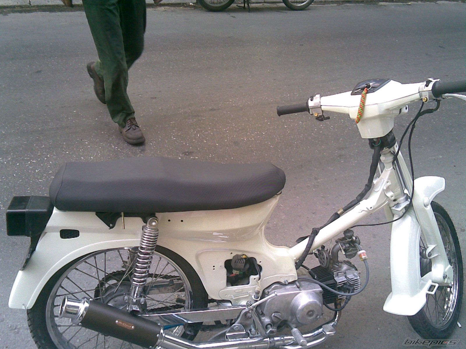 Photo 1597905