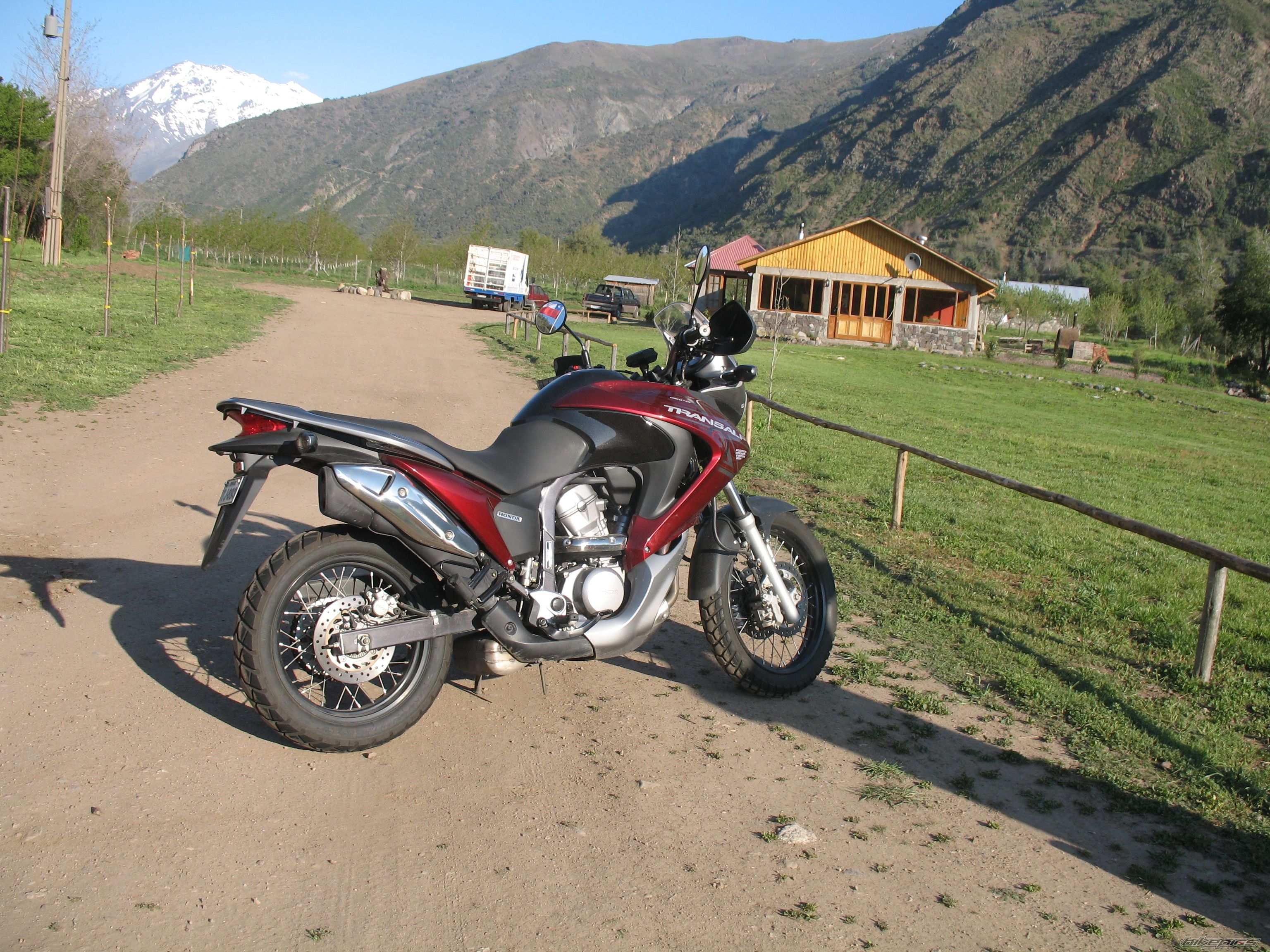 Photo 1597948