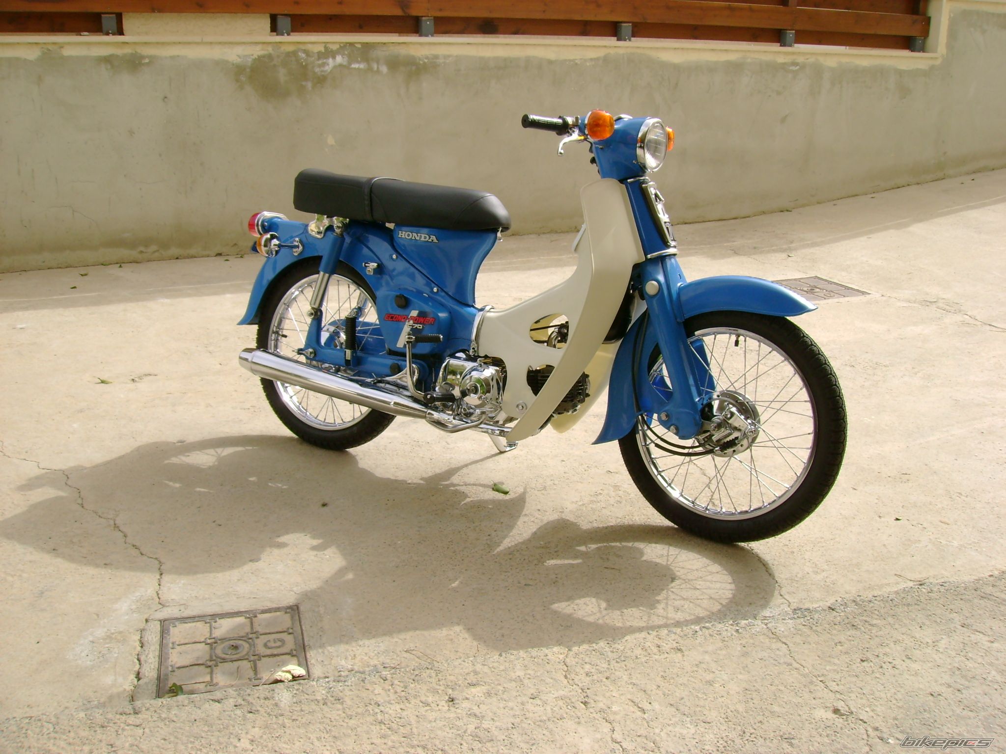 Bike Photo 1598161