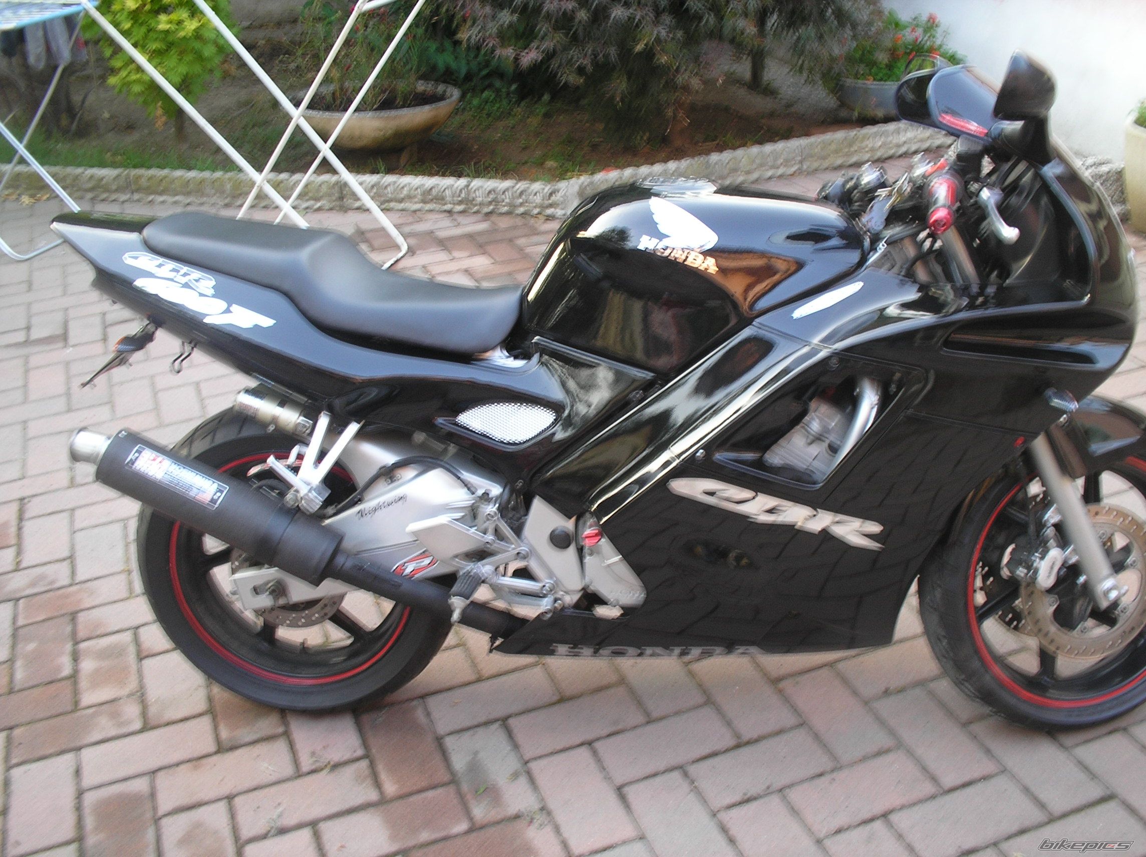Photo 1598317