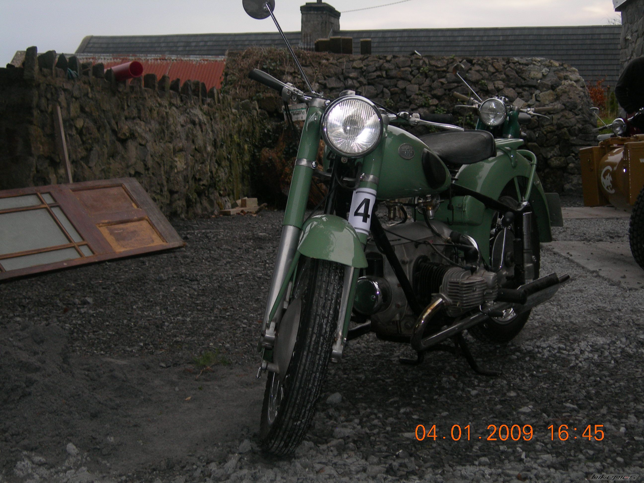 Photo 1598318