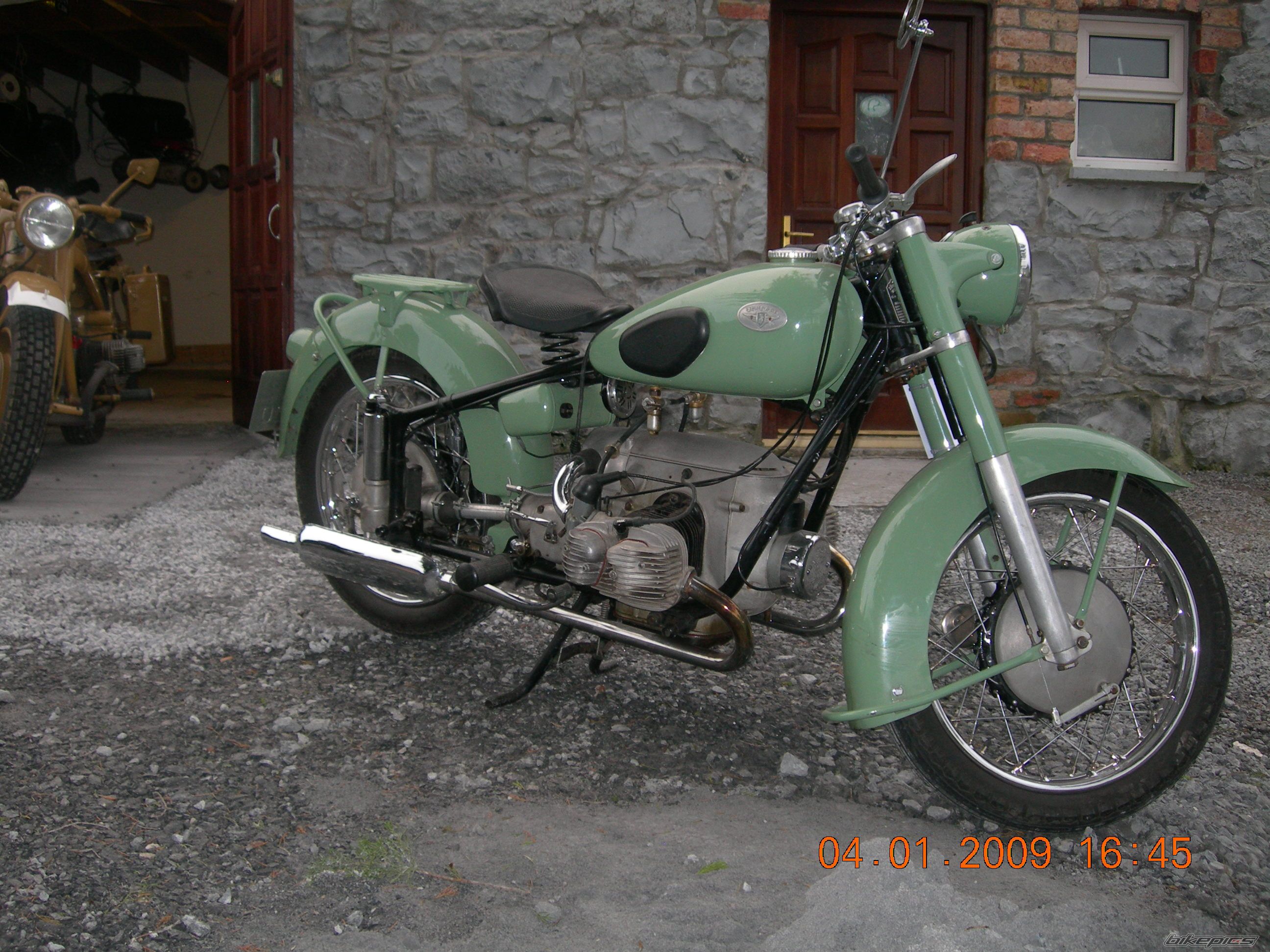 Photo 1598320