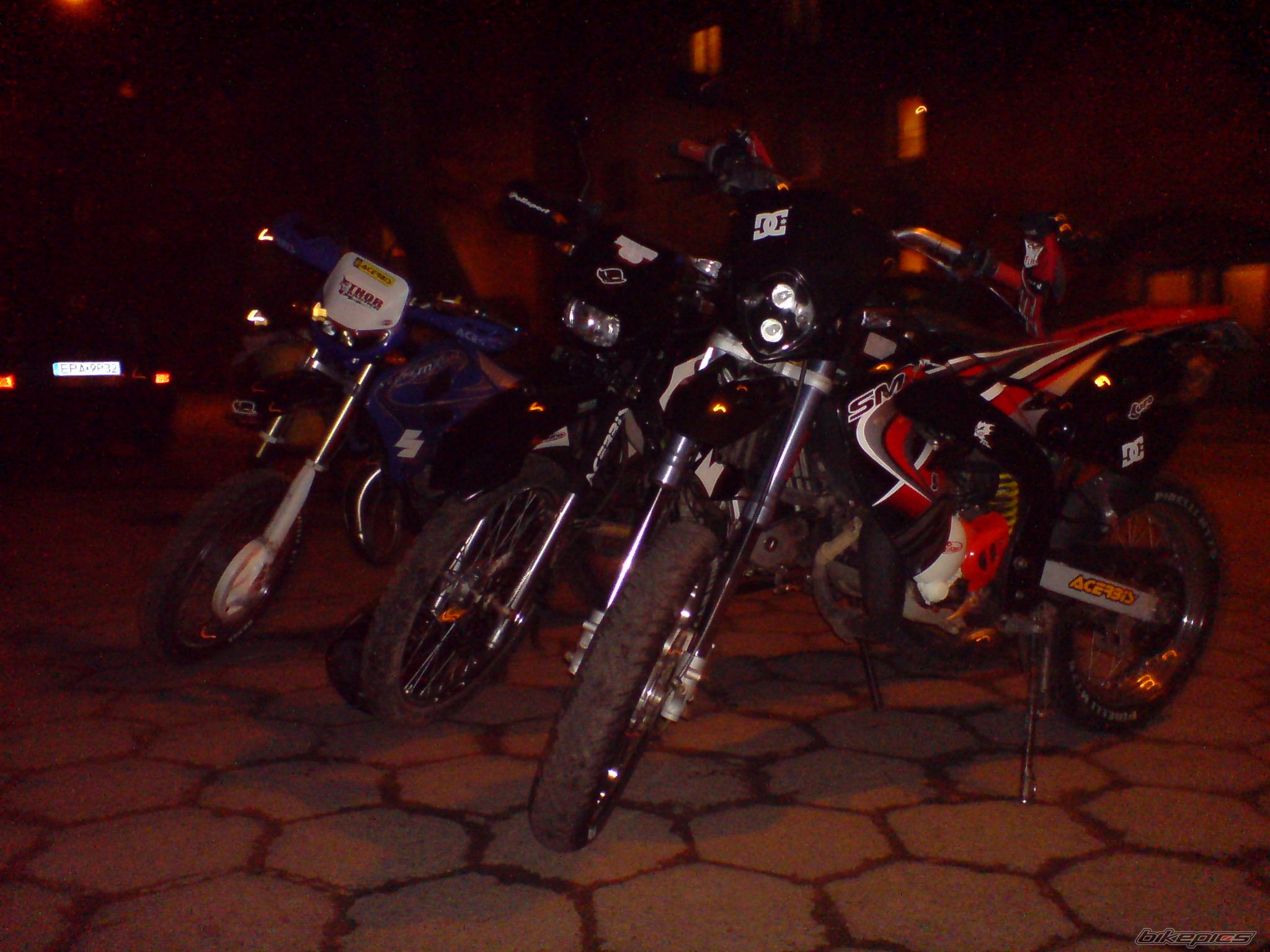 Photo 1598502