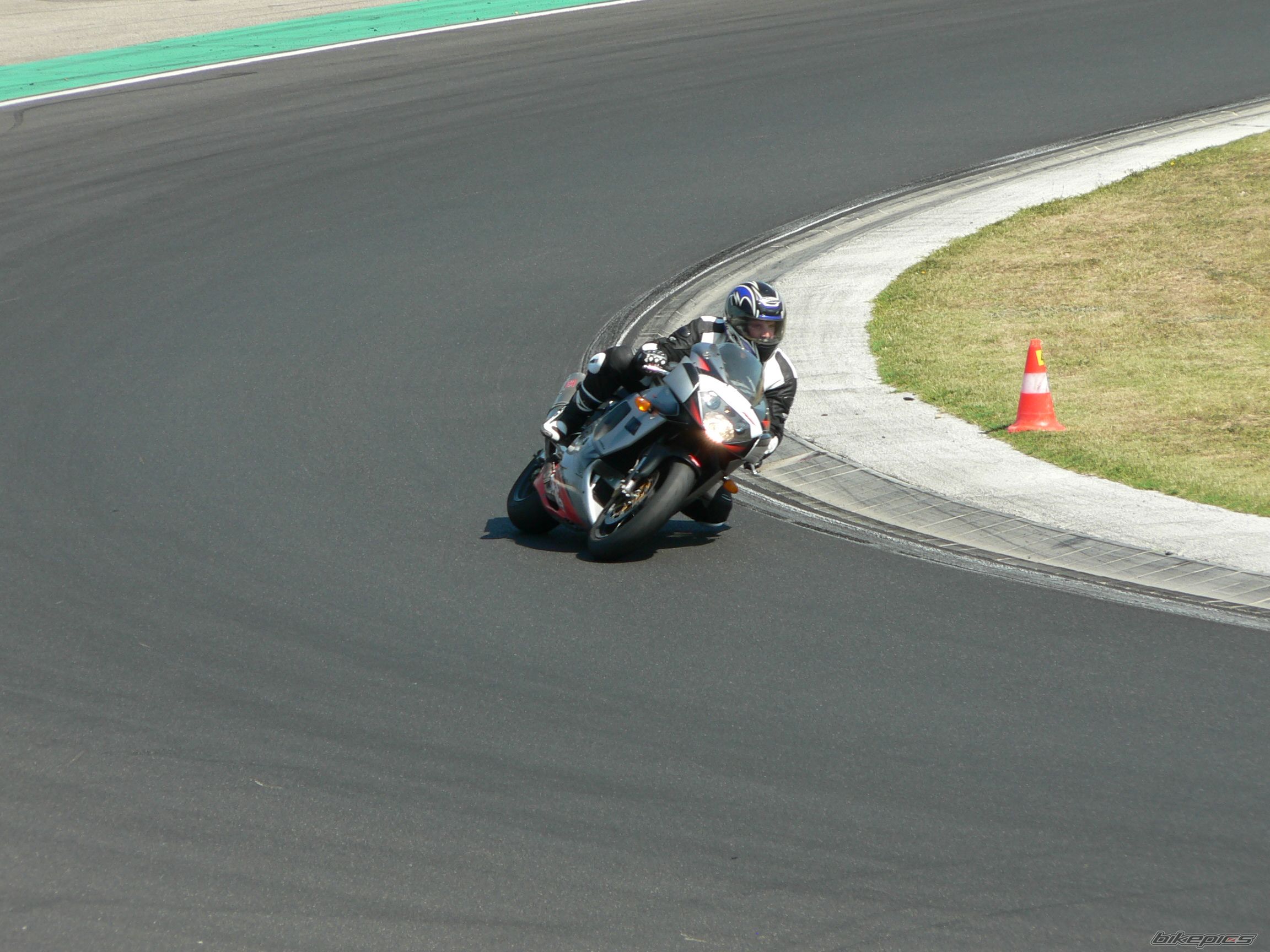 Bike Photo 1598518