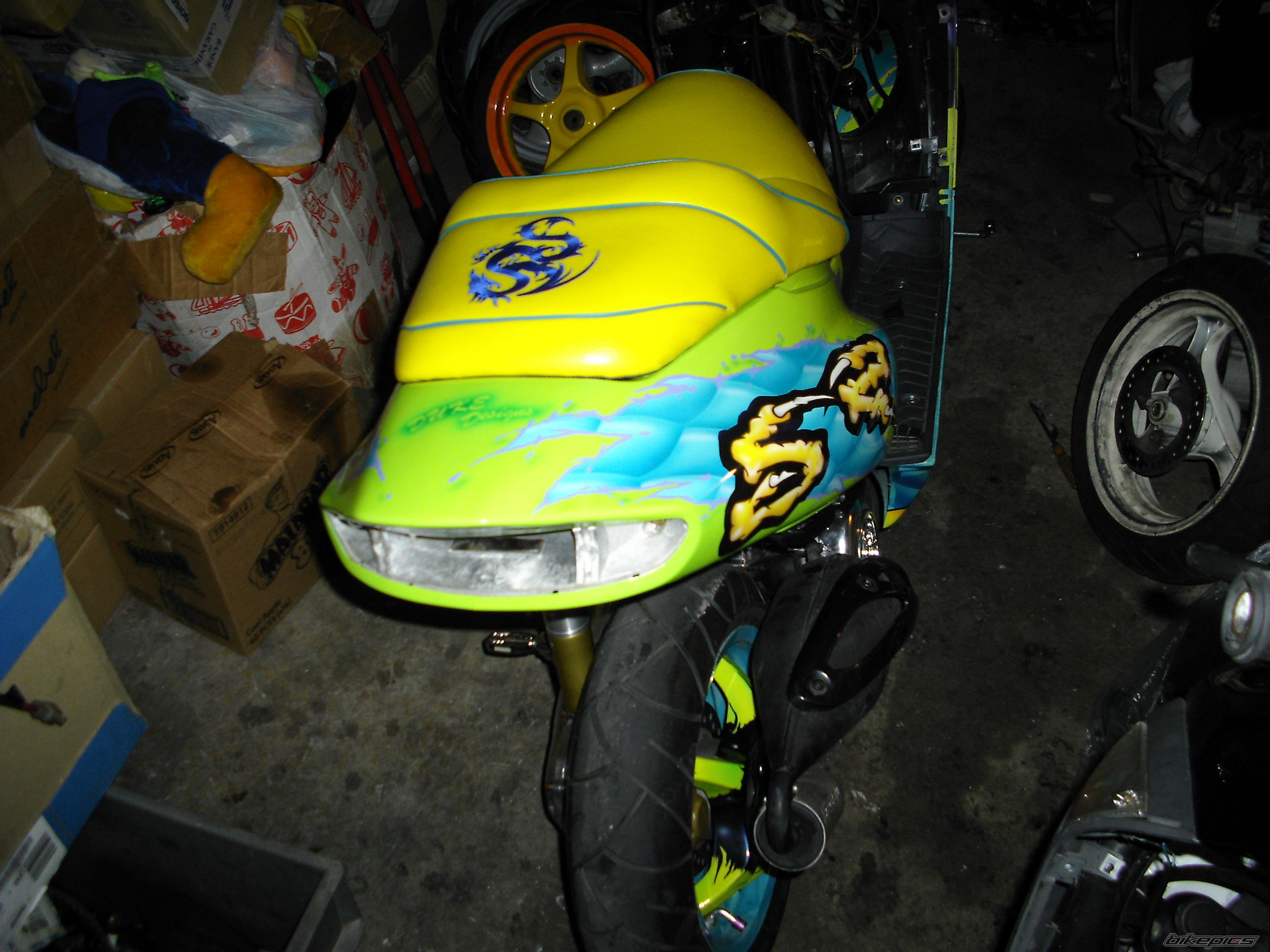 Photo 1598543