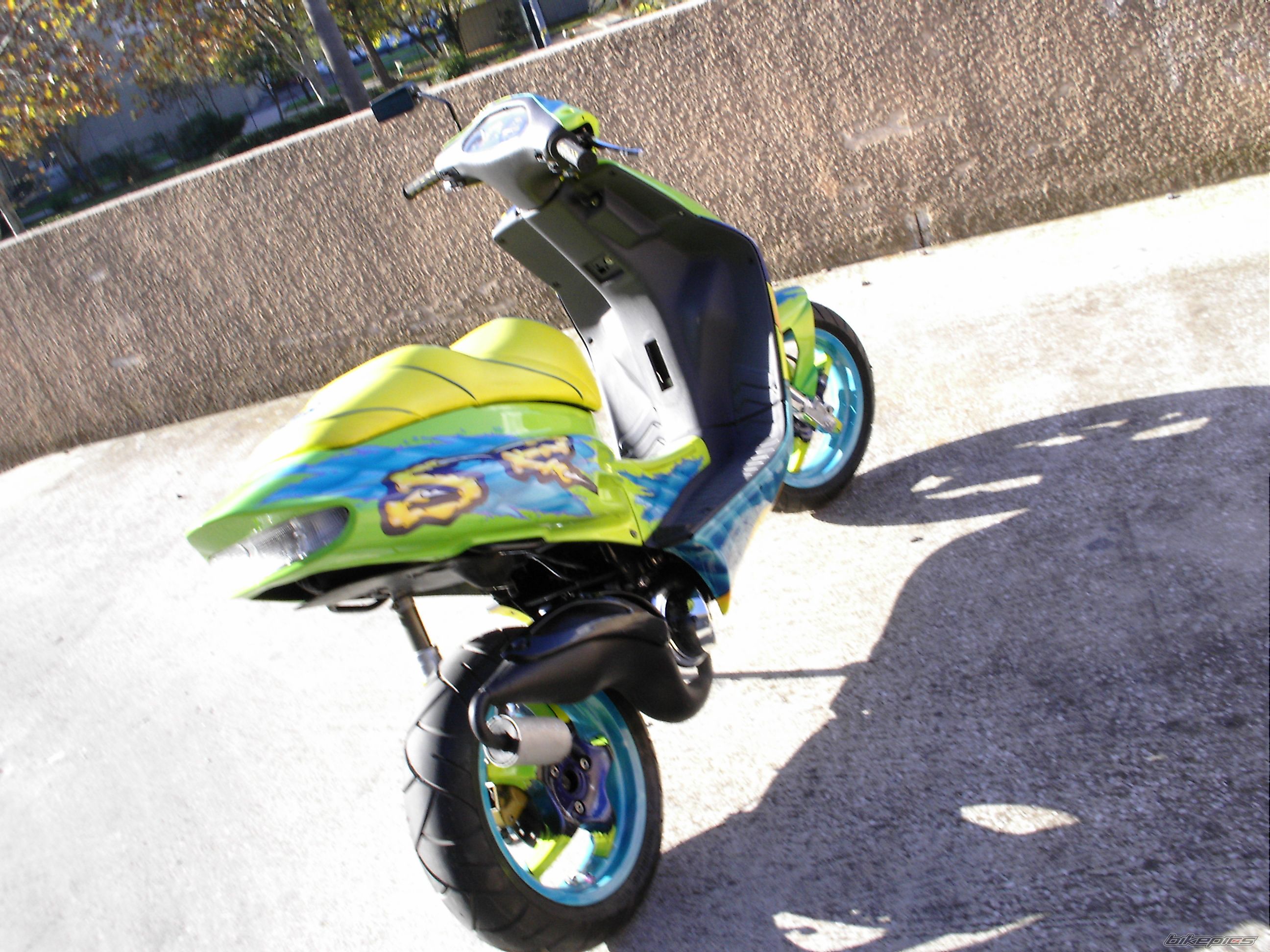 Photo 1598553