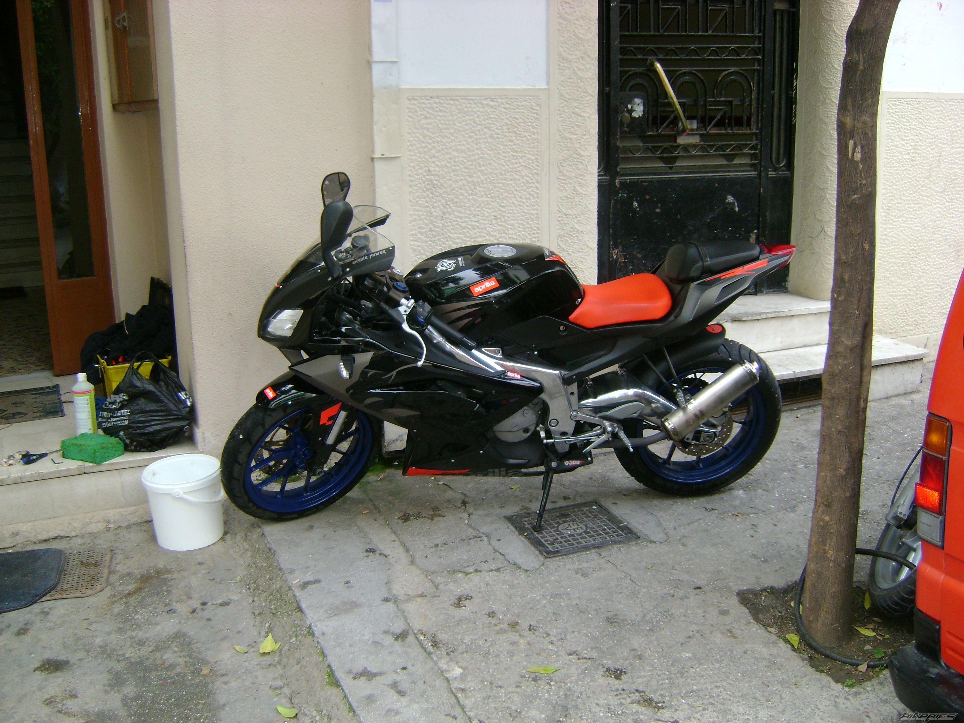 Photo 1598638