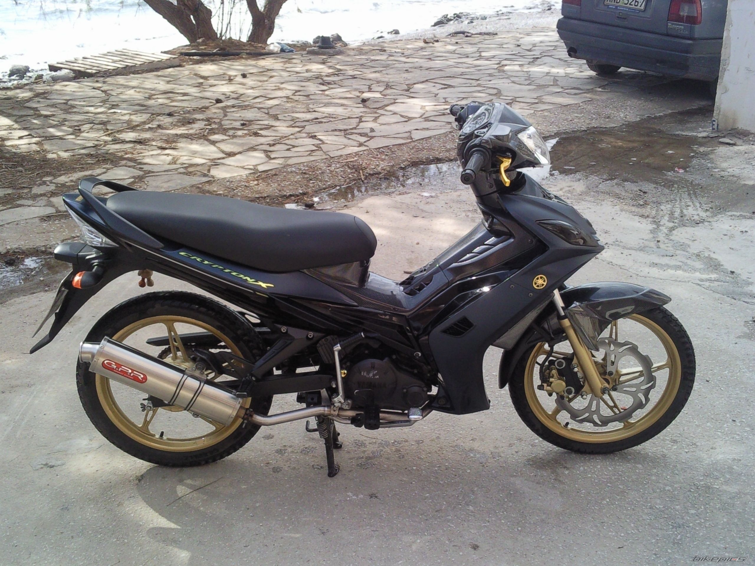 Photo 1598696