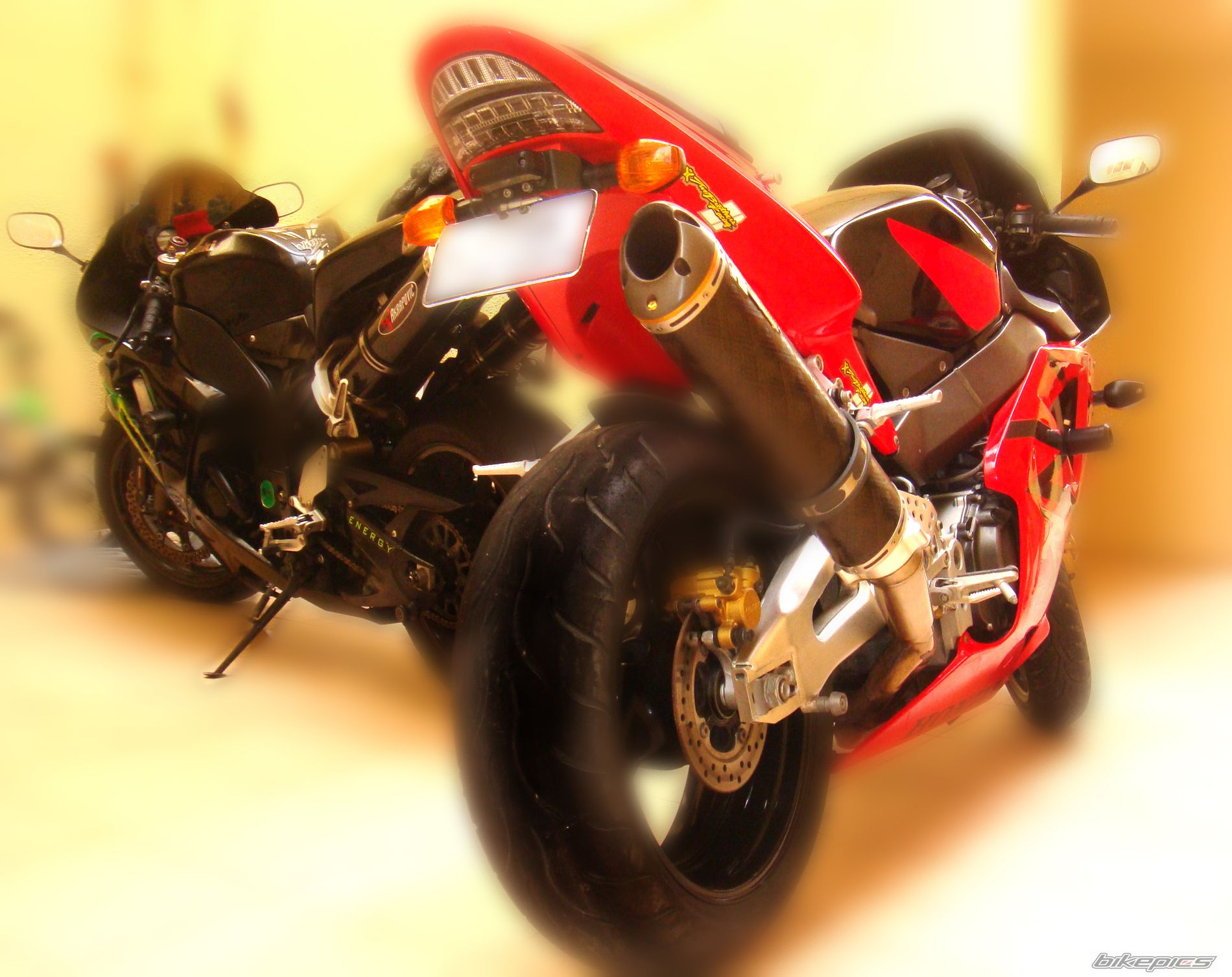 Photo 1598769