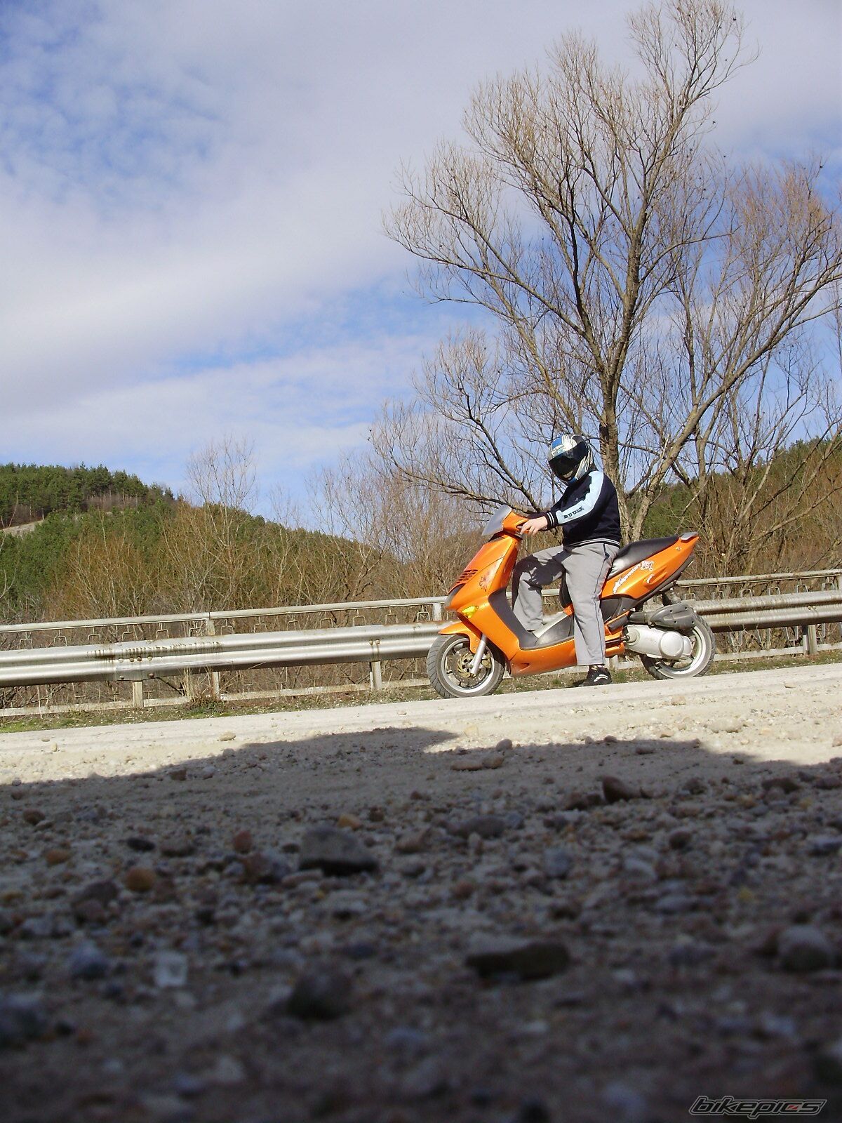 Photo 1598825