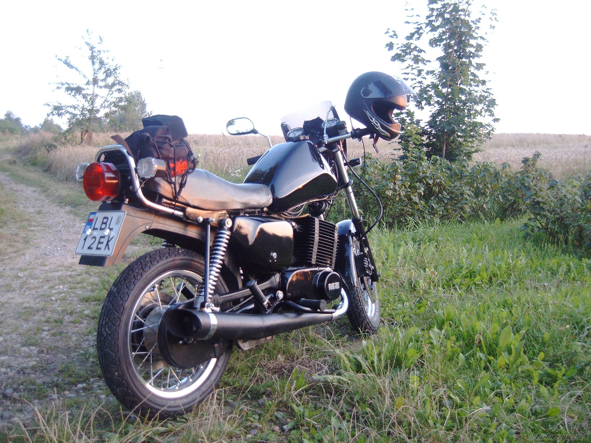 Bike Photo 1598872