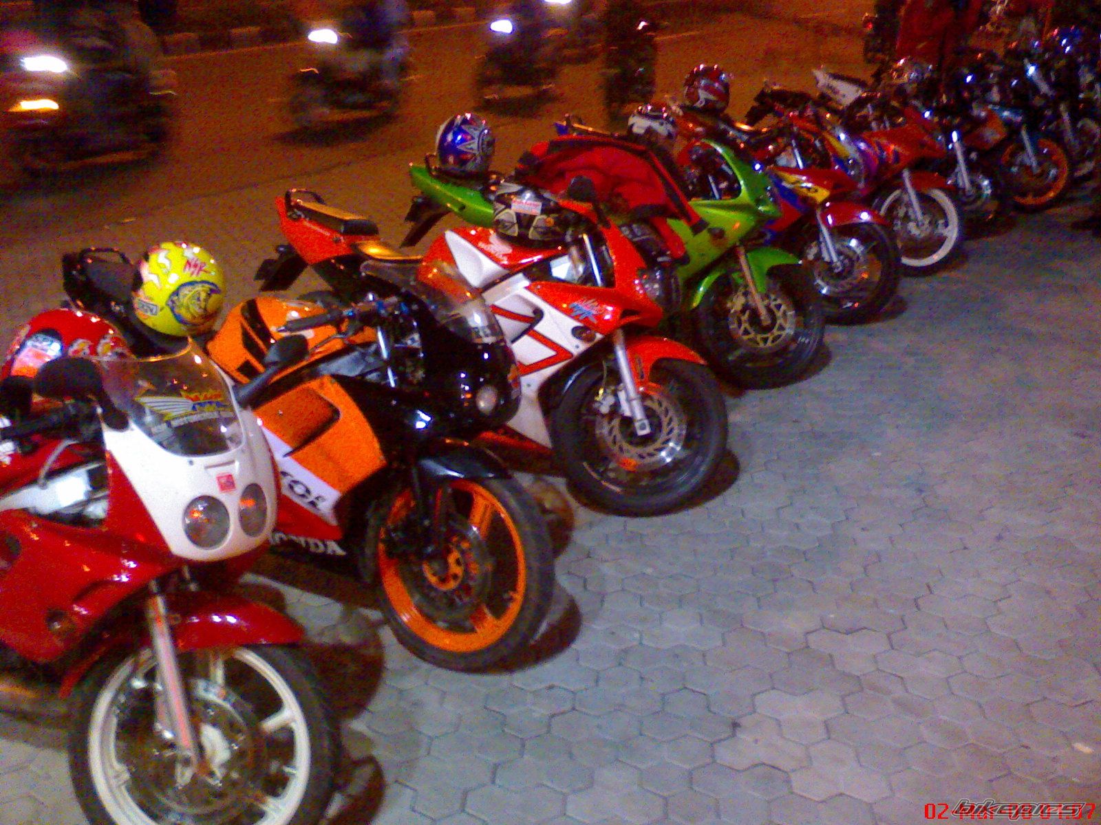 Photo 1598986