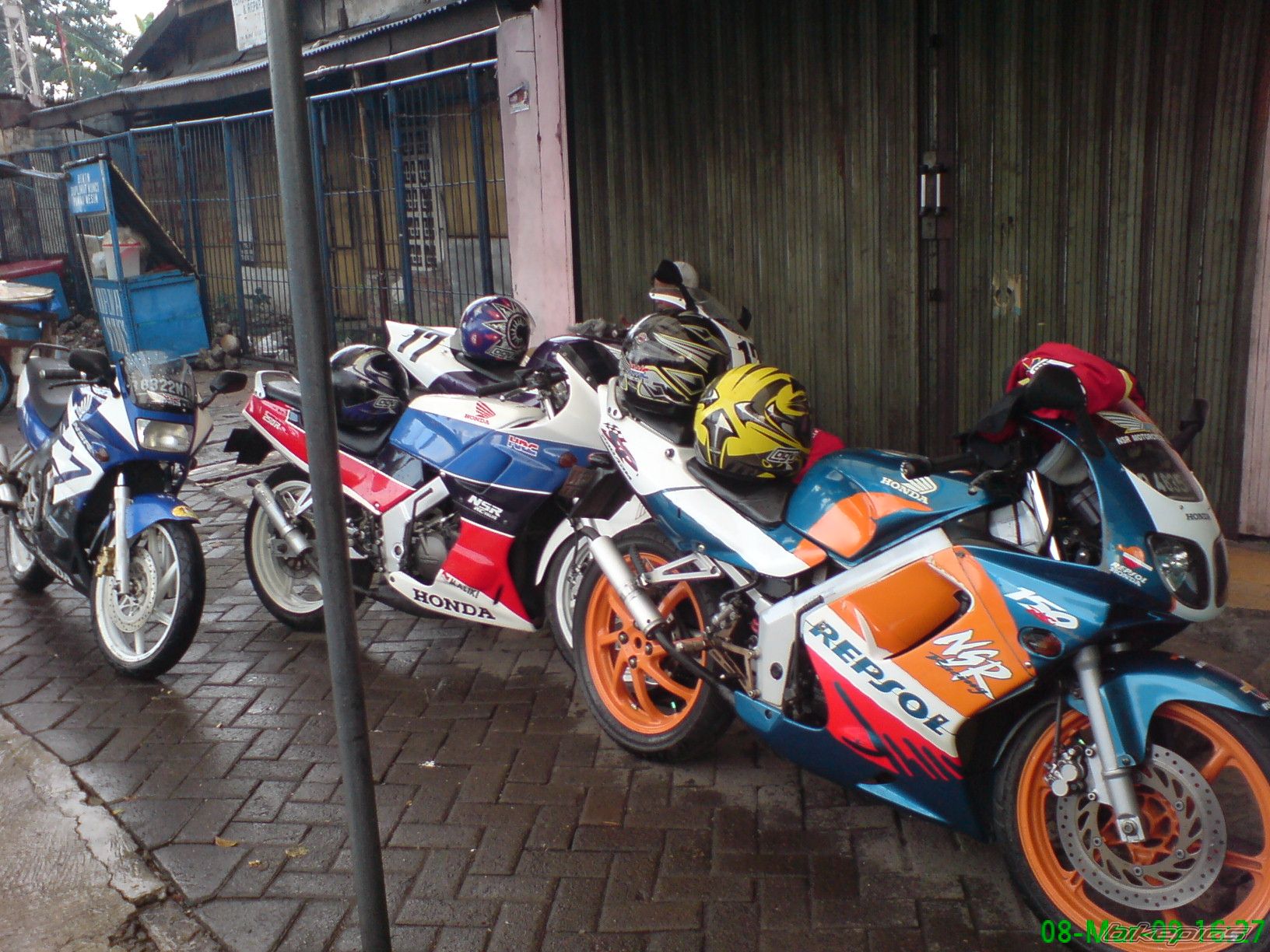 Photo 1599049