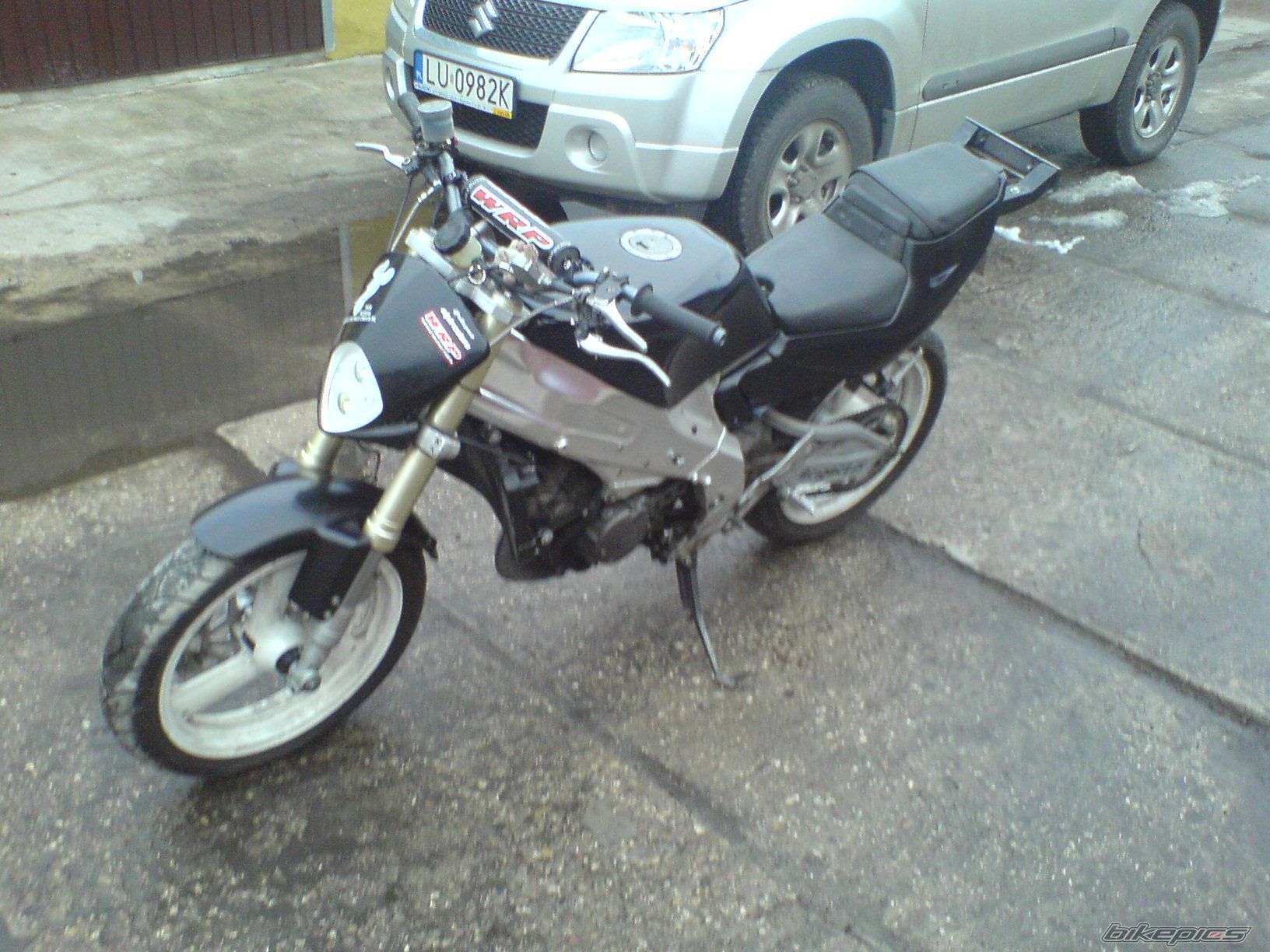Photo 1599618