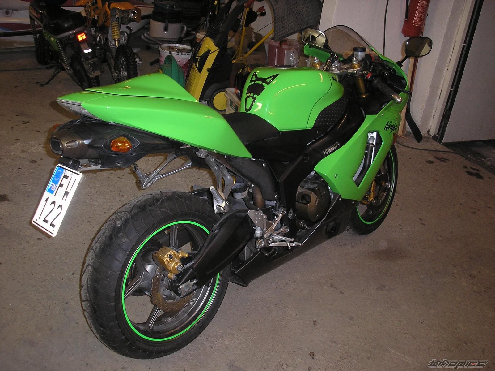 Photo 1599665