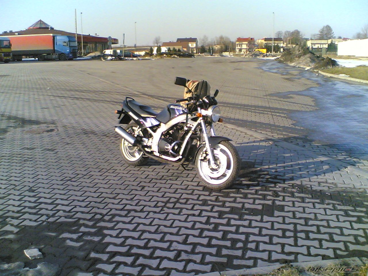Bike Photo 1599744