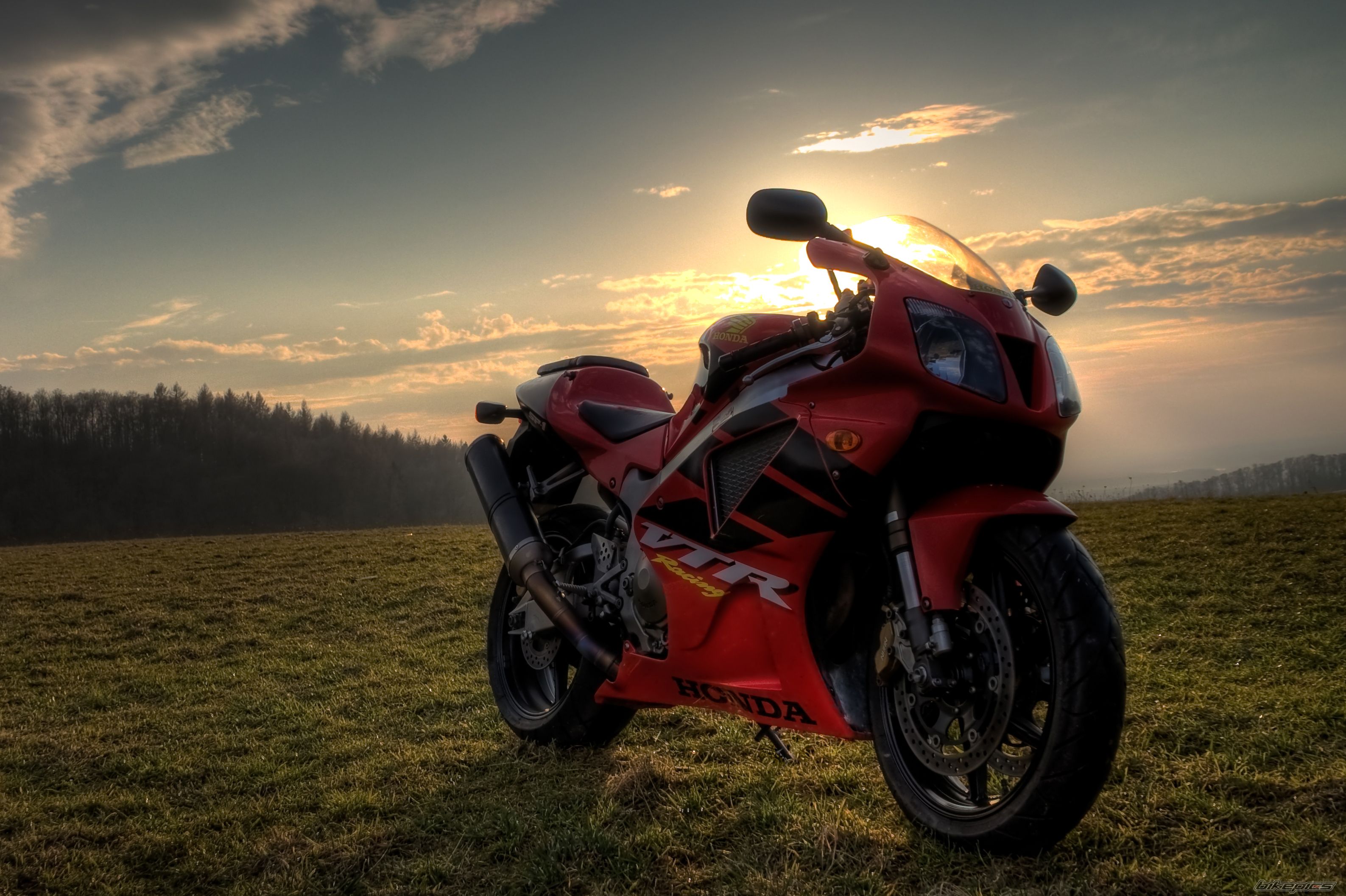 Bike Photo 1599883