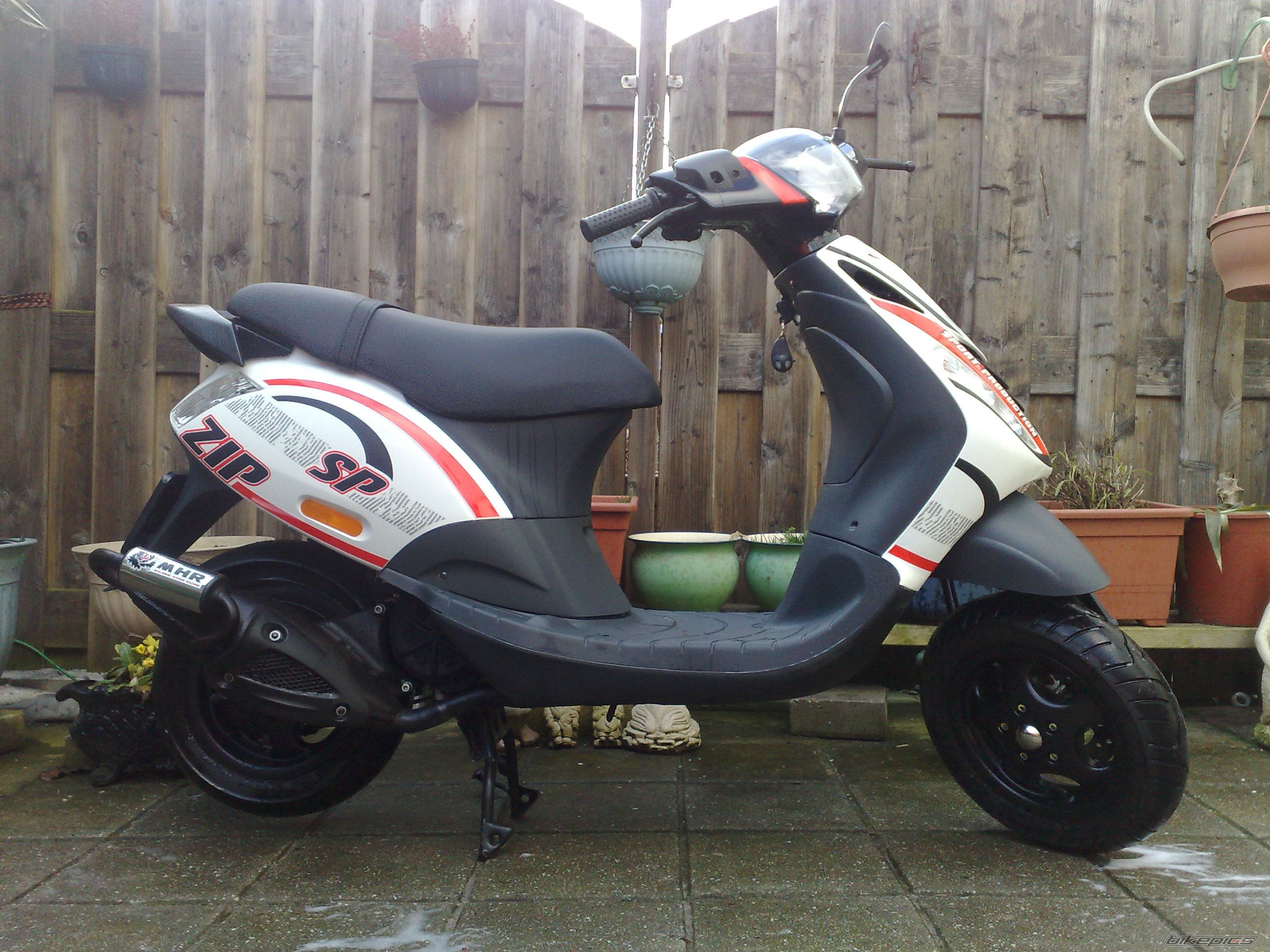 Photo 1599950