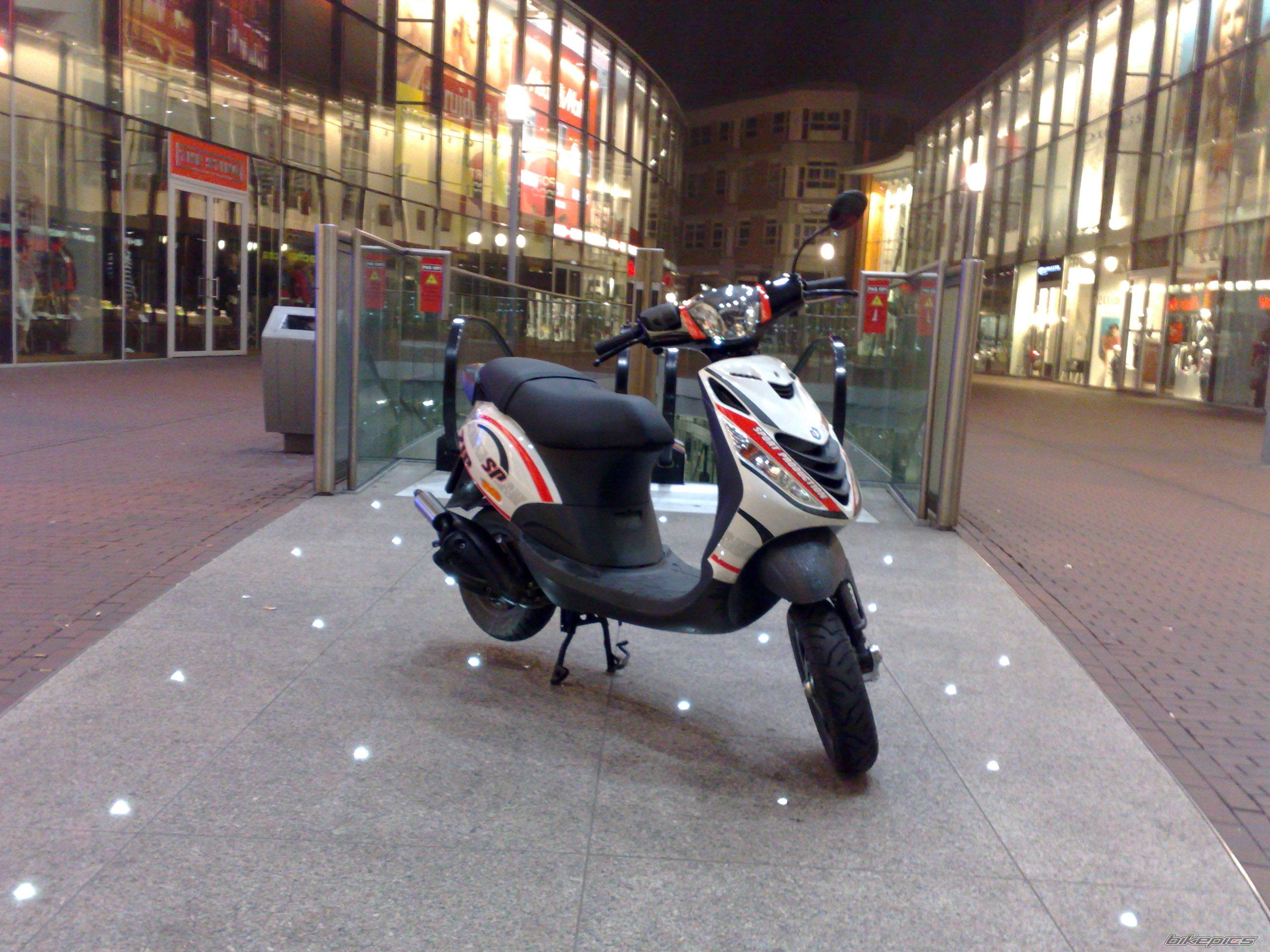 Photo 1599951