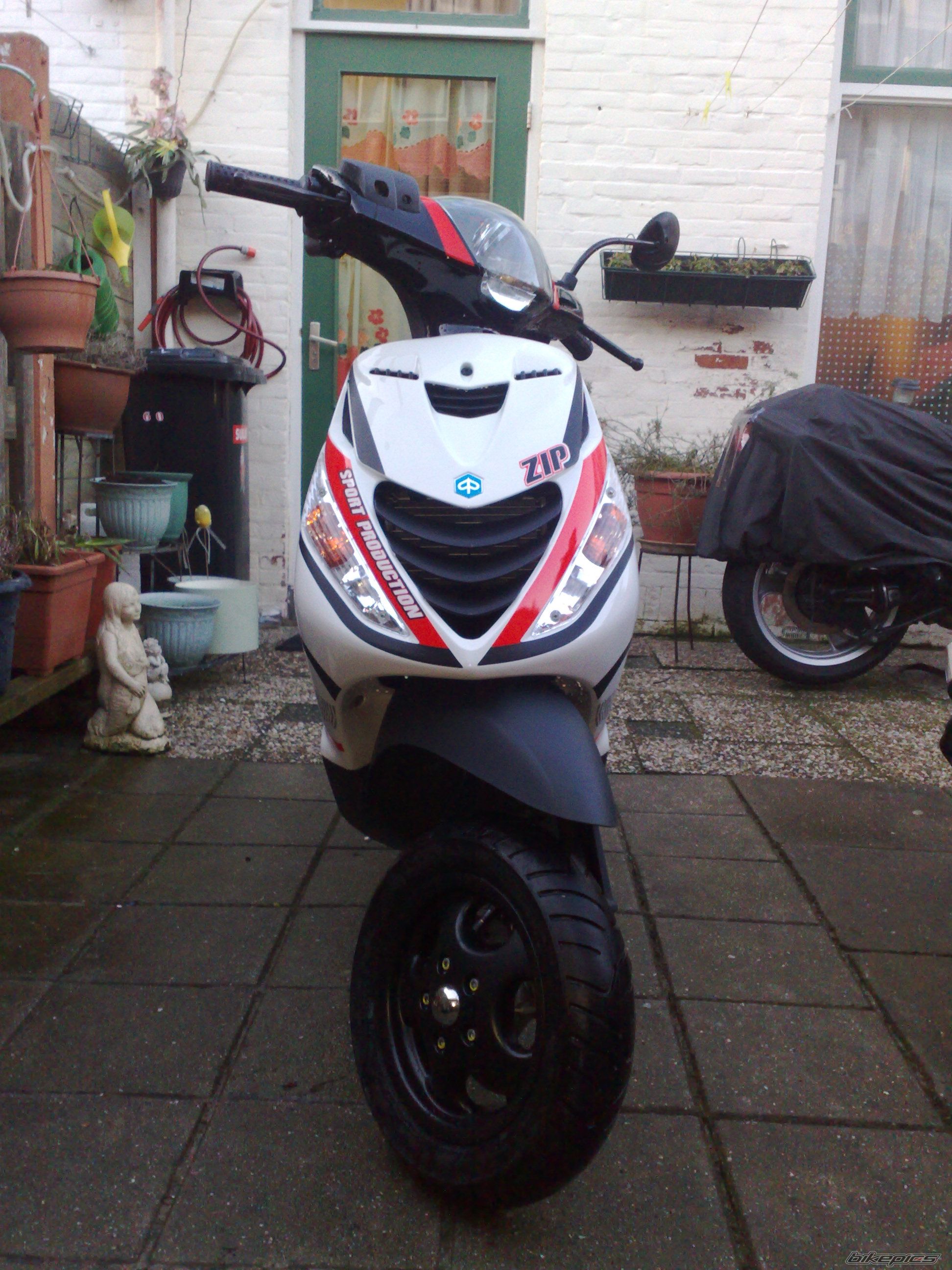 Photo 1599959