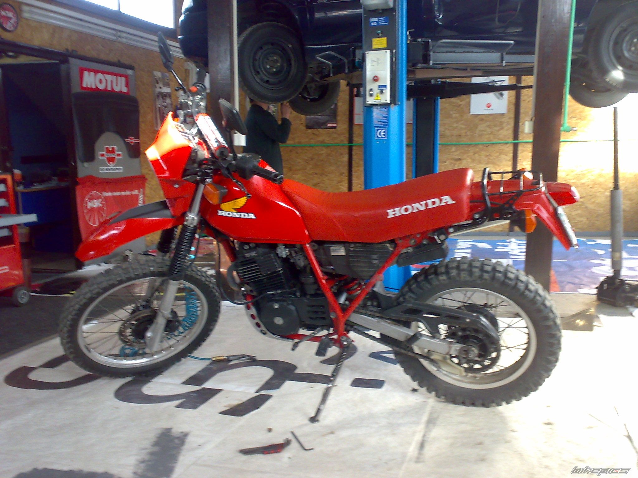 Photo 1599979