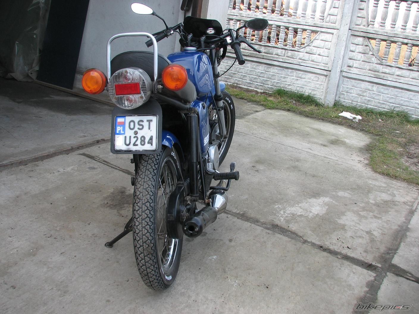 Photo 1600169