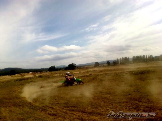 Photo 1600385