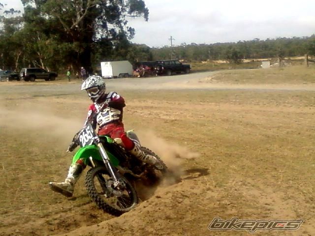 Photo 1600386
